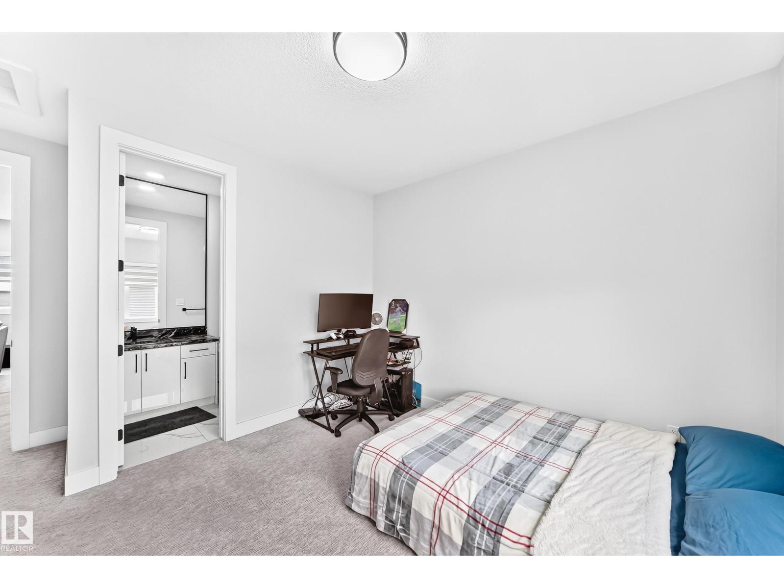 1667 Enright Wy Nw Nw Property Photo 46