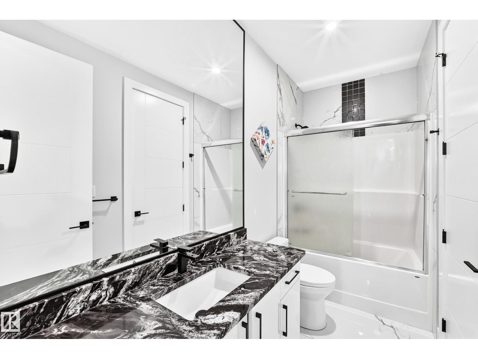 1667 Enright Wy Nw Nw Property Photo 51