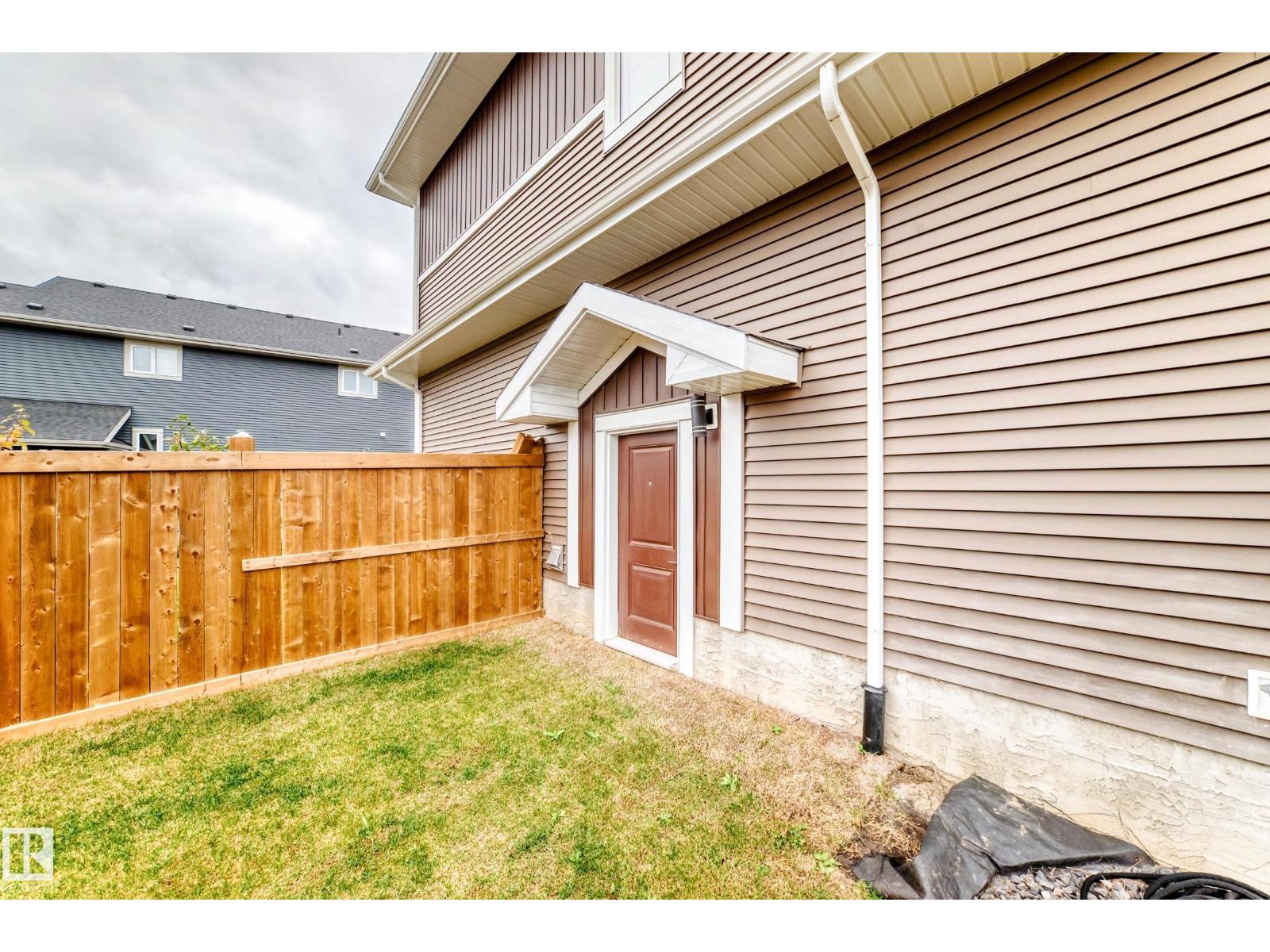 1667 Enright Wy Nw Nw Property Photo 68