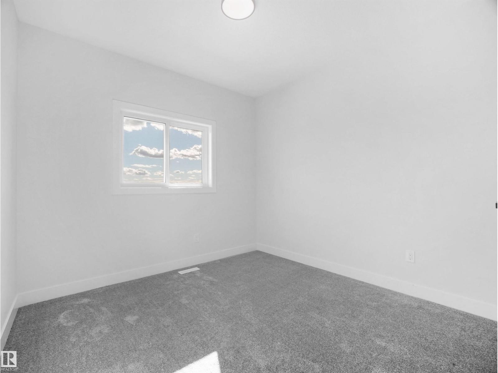 348 Roberts Wd Property Photo 28