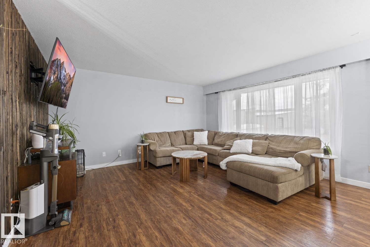 622 13 St Property Photo 4