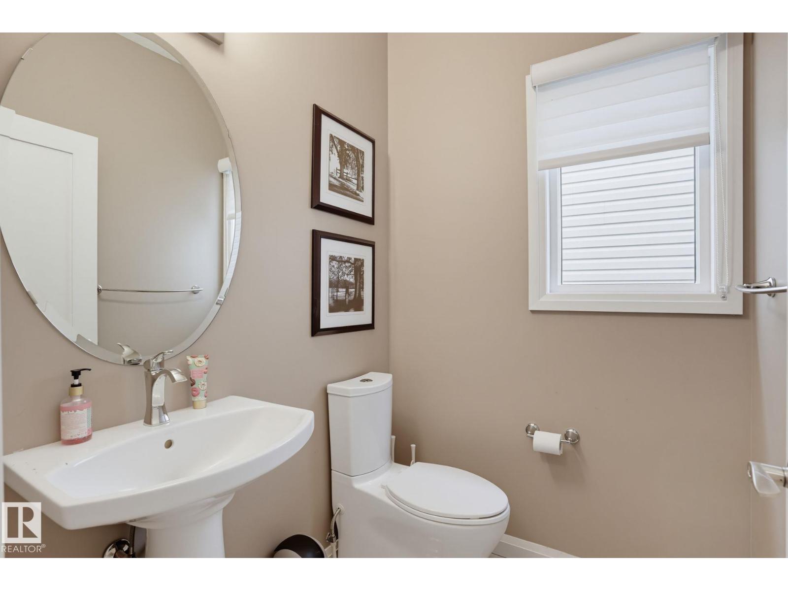 9448 228 St Nw Property Photo 14