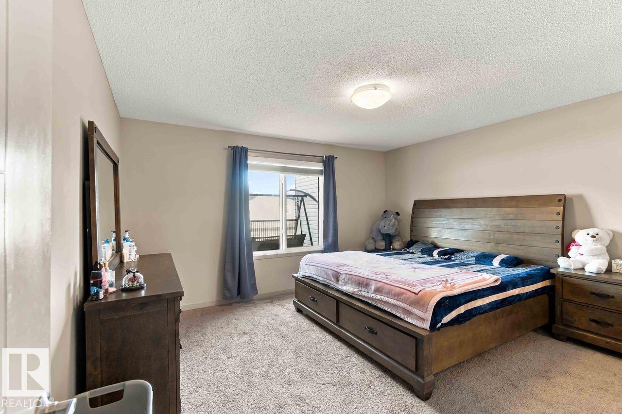1416 26 Av Nw Property Photo 16
