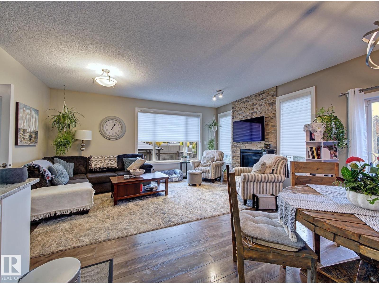 2 Durrand Bn Property Photo 9