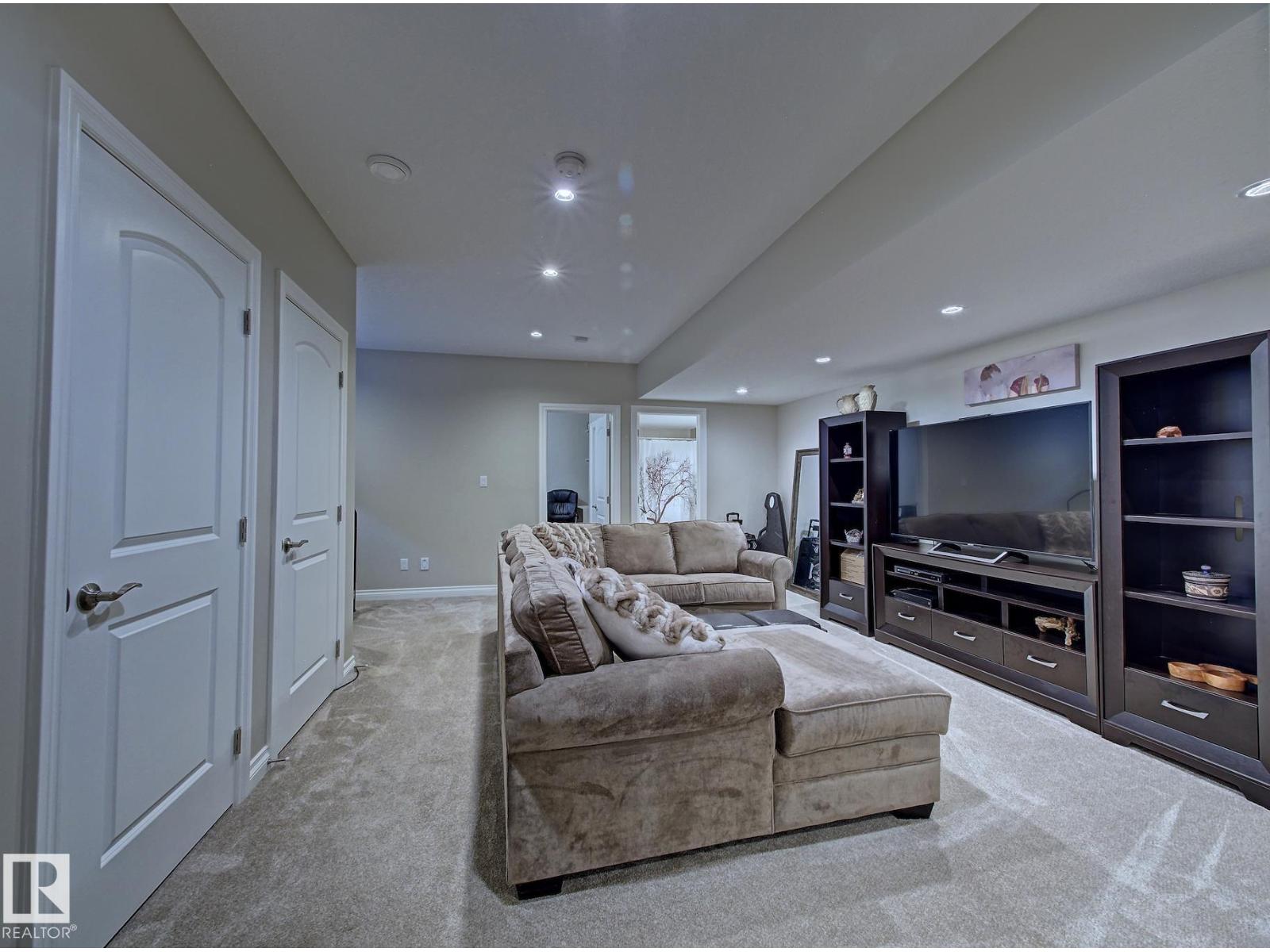 2 Durrand Bn Property Photo 35