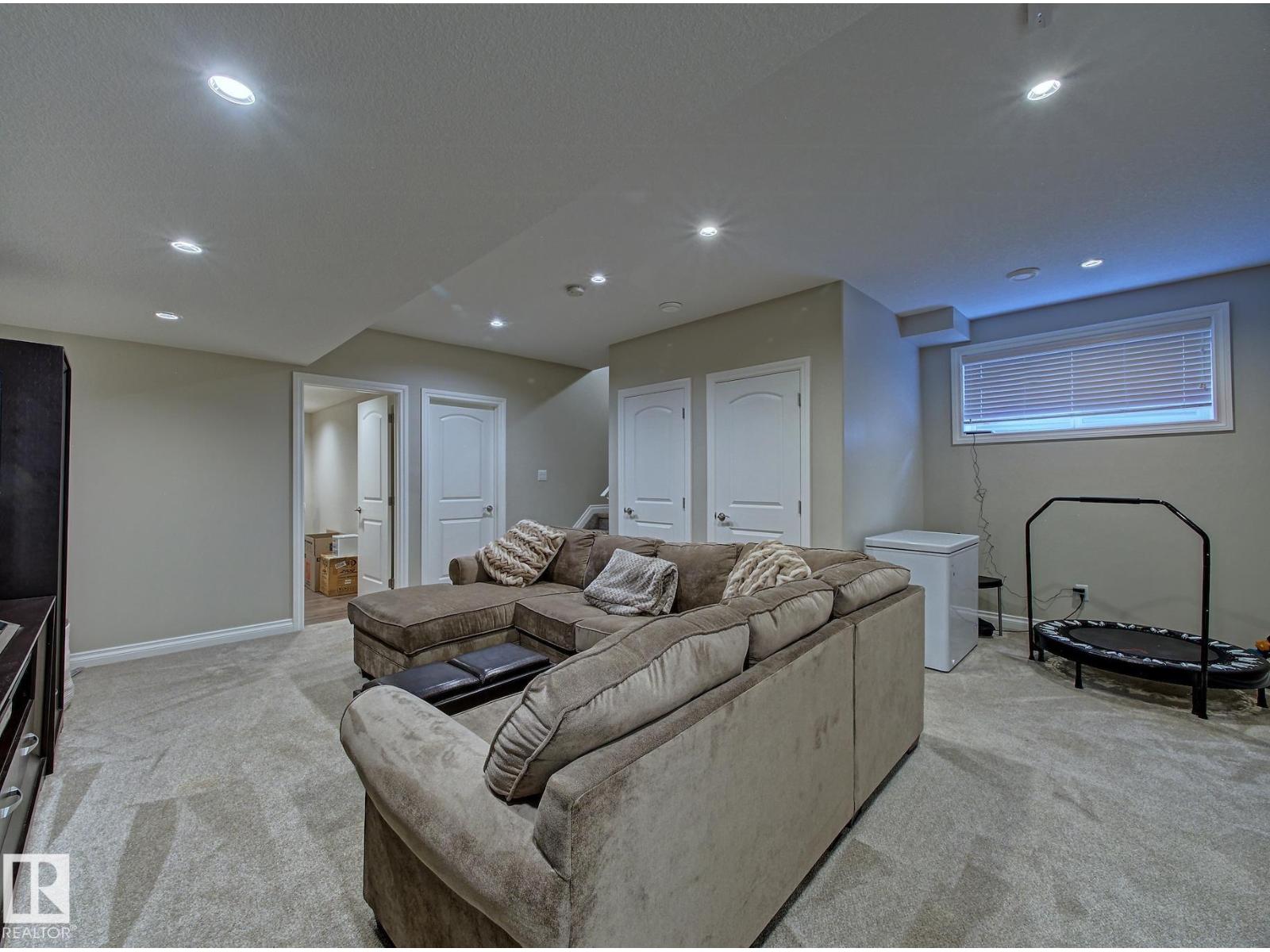 2 Durrand Bn Property Photo 46
