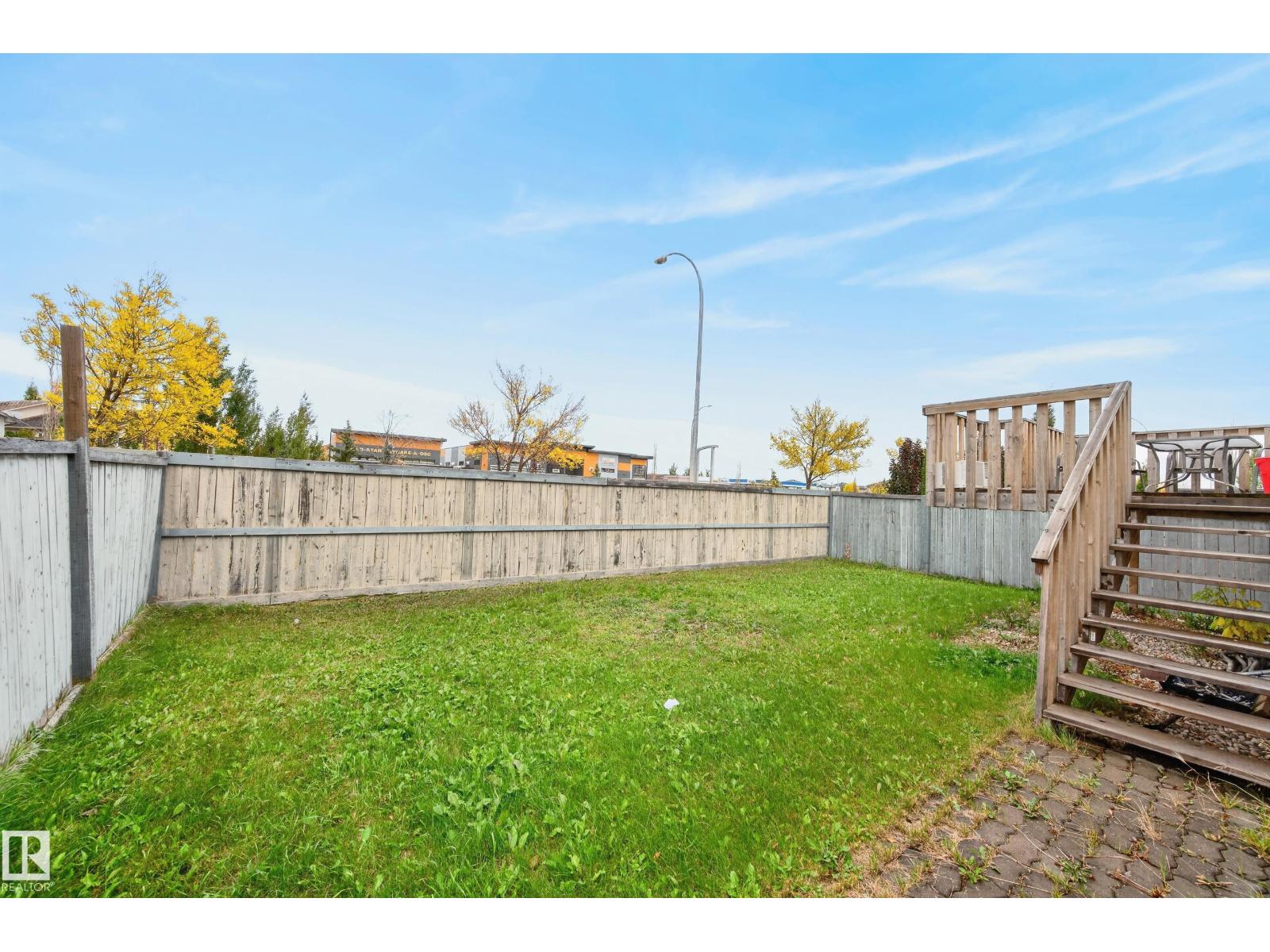 7718 166a Av Nw Property Photo 9