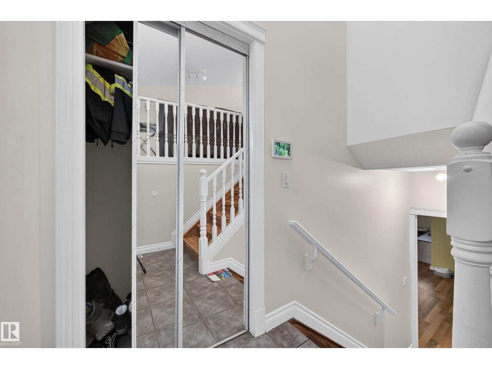 7718 166a Av Nw Property Photo 12