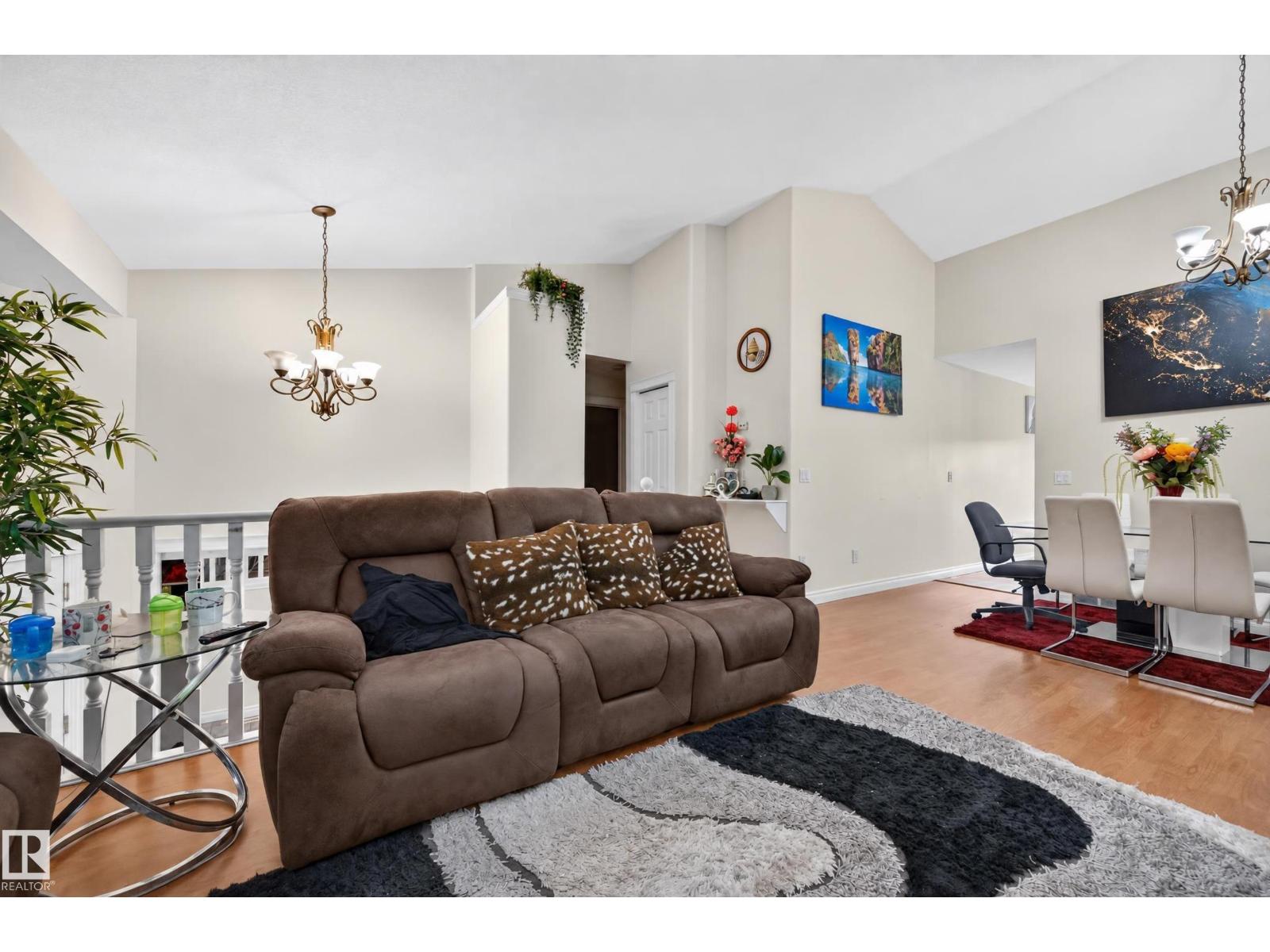 7718 166a Av Nw Property Photo 15