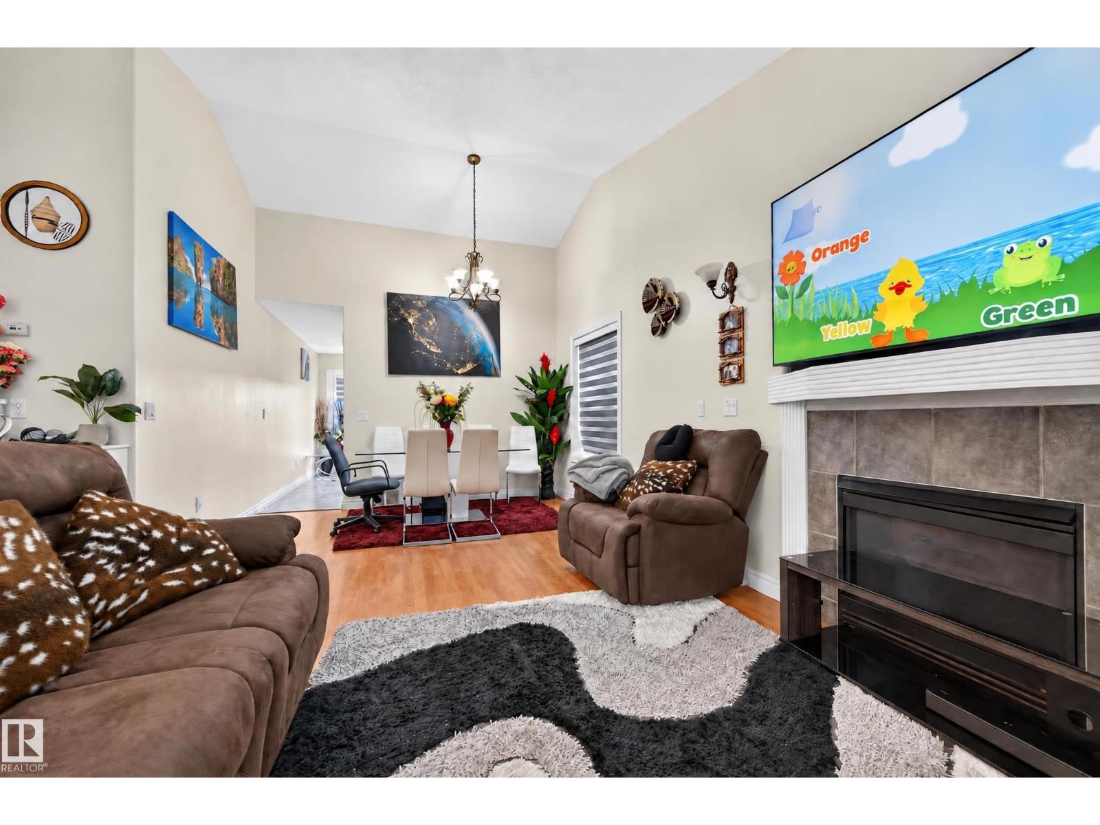 7718 166a Av Nw Property Photo 17