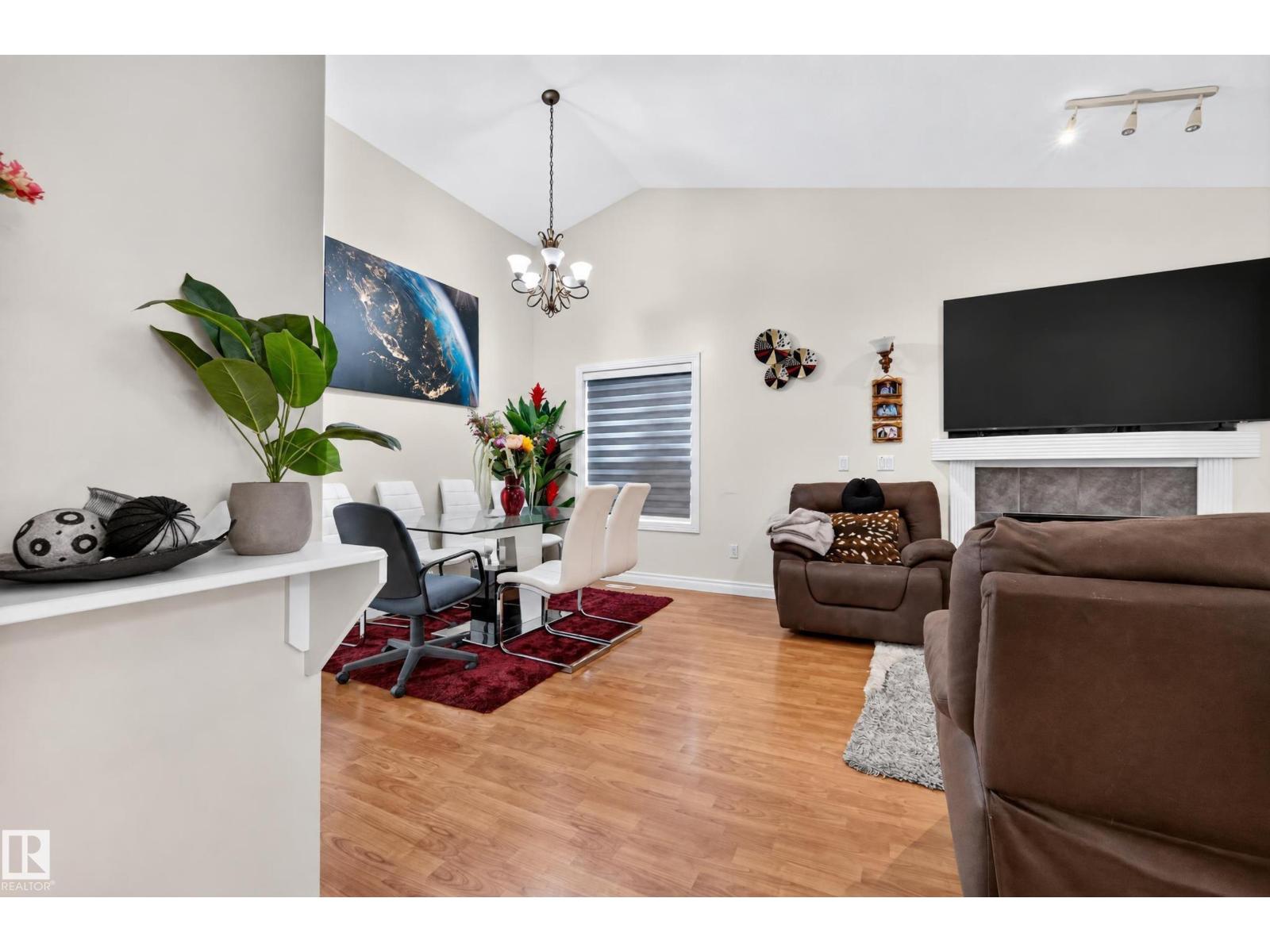 7718 166a Av Nw Property Photo 26