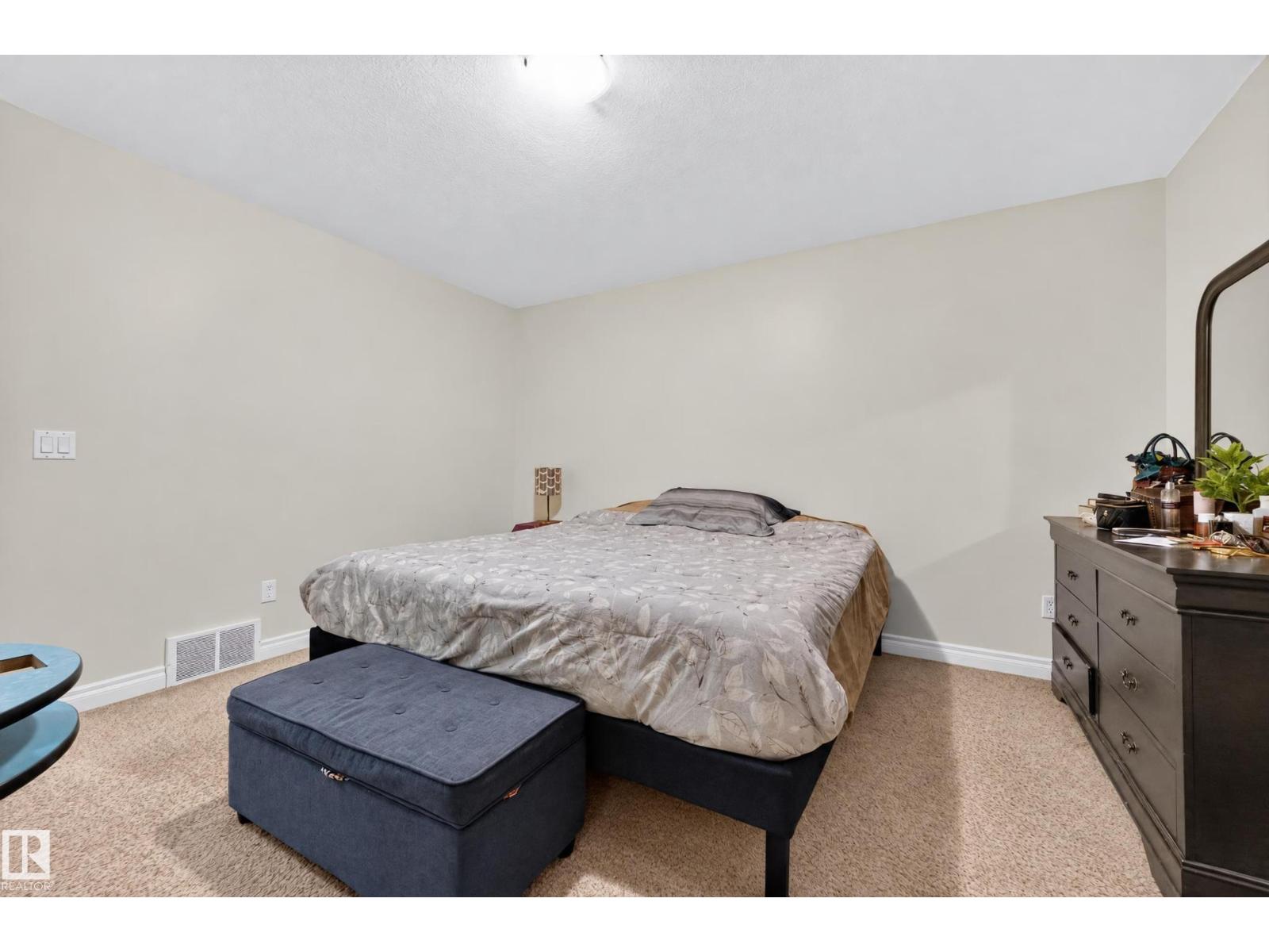 7718 166a Av Nw Property Photo 32
