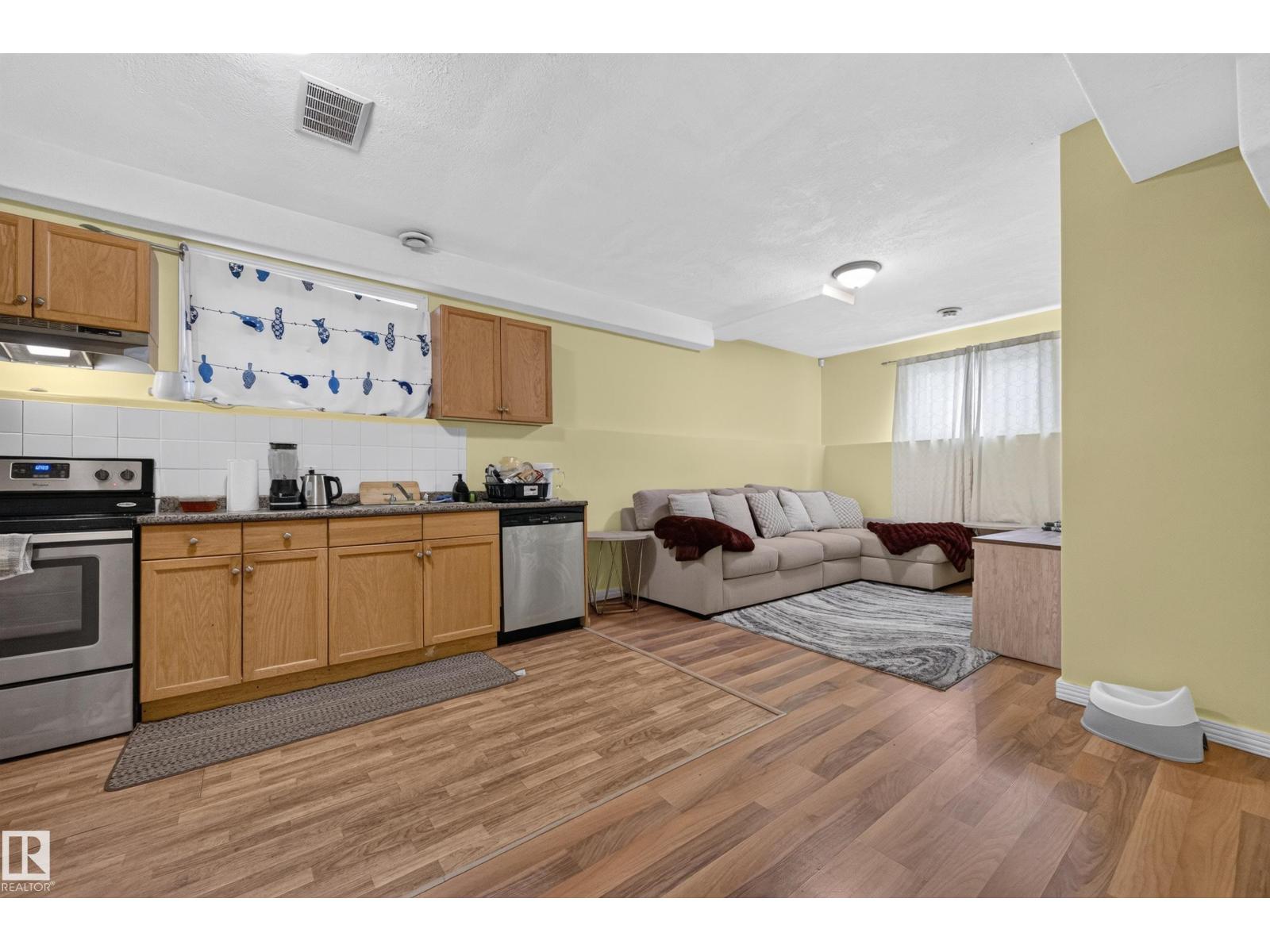 7718 166a Av Nw Property Photo 35
