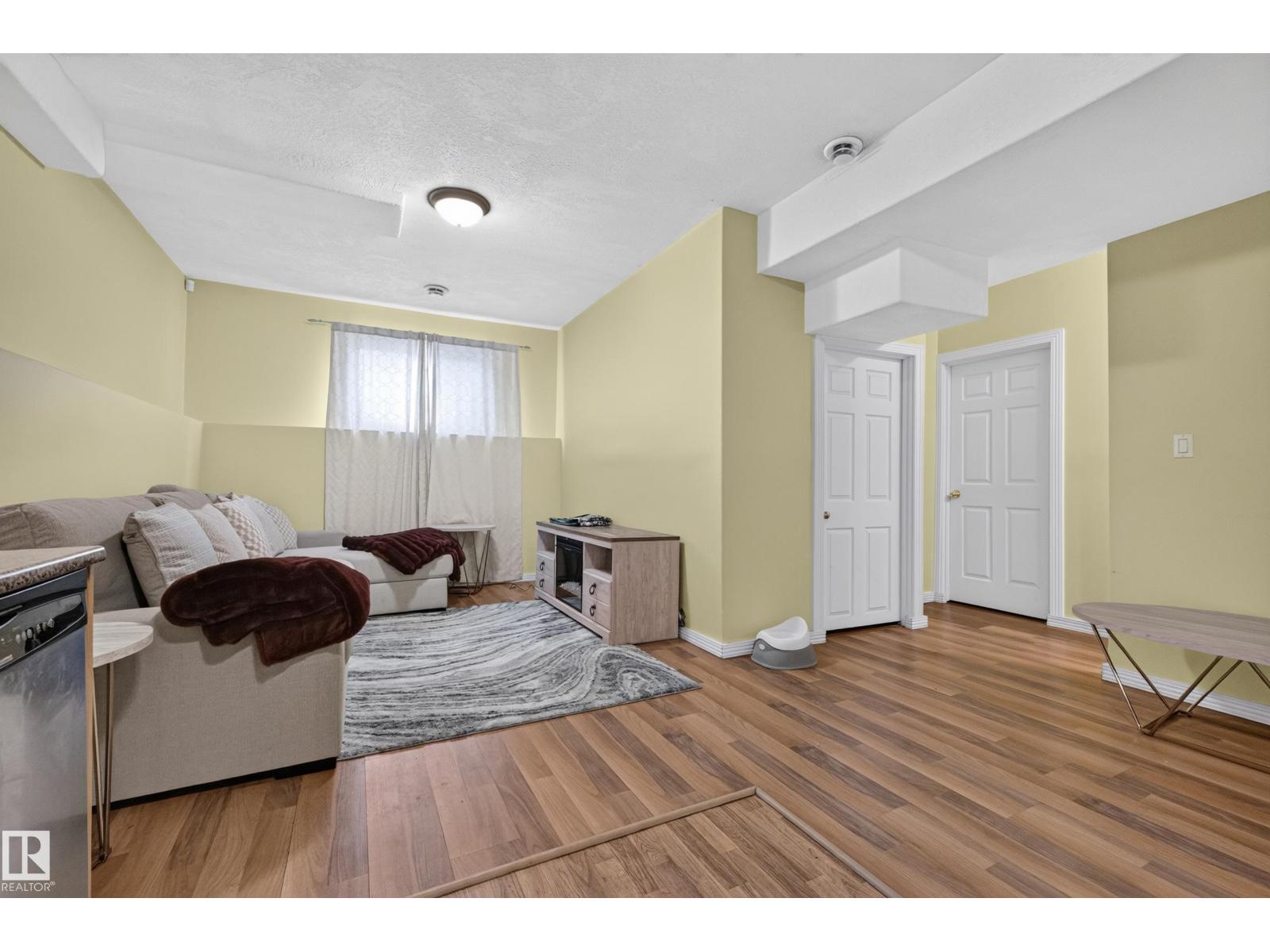 7718 166a Av Nw Property Photo 40
