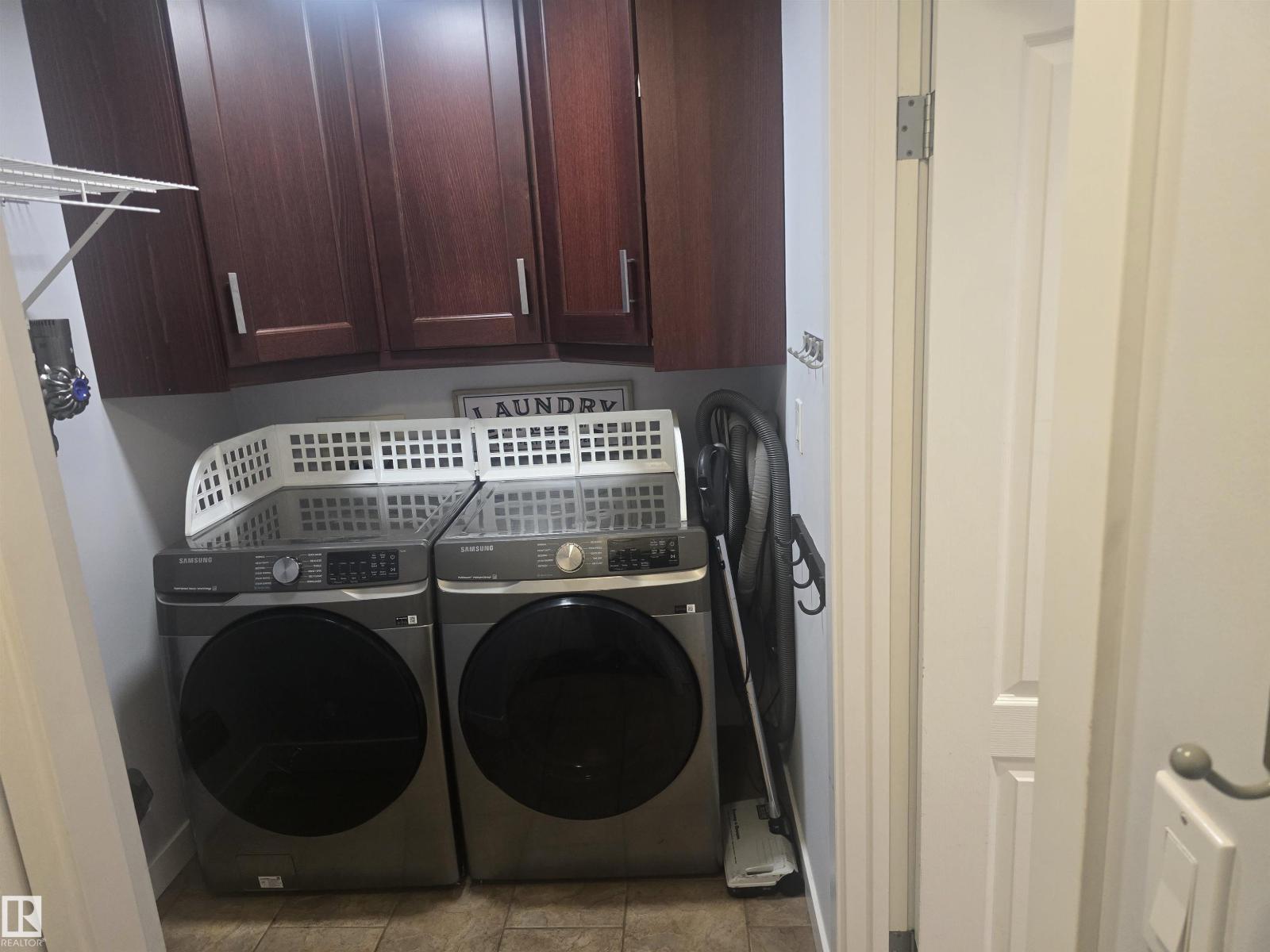 3659 30 St Nw Property Photo 26