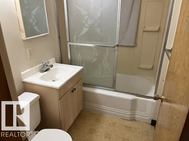 8150 78 Av Nw Property Photo 10