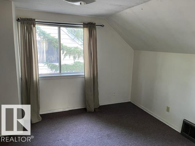 8150 78 Av Nw Property Photo 13