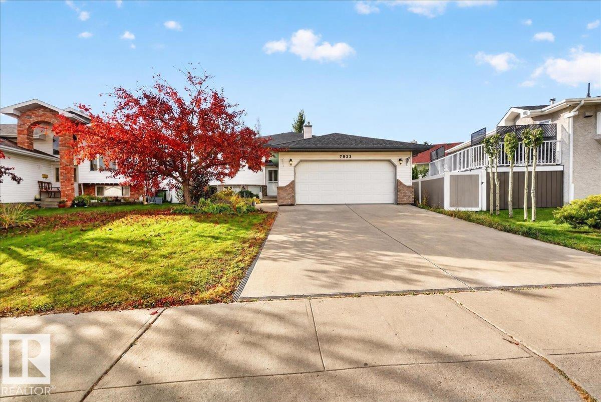 7923 161 Av Nw Property Photo 3