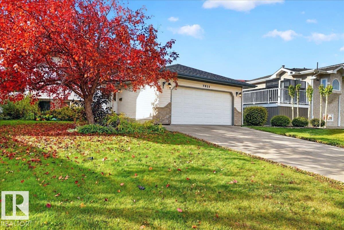 7923 161 Av Nw Property Photo 4