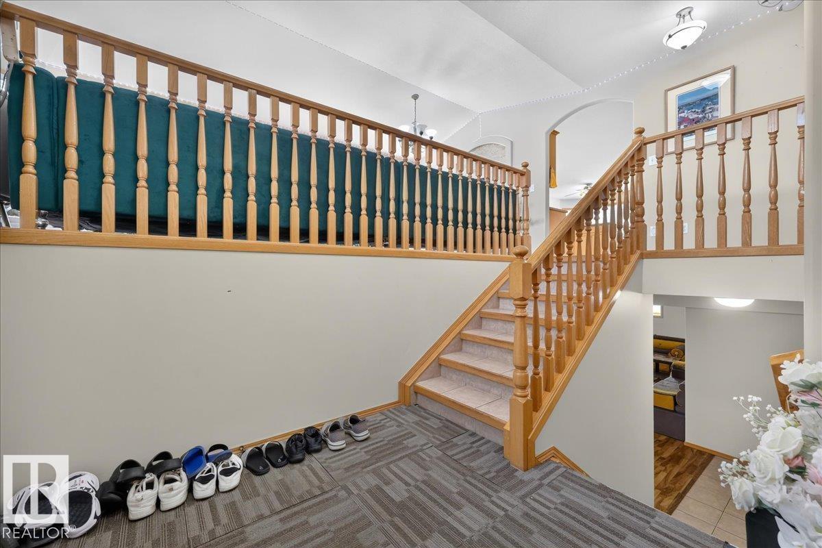 7923 161 Av Nw Property Photo 7