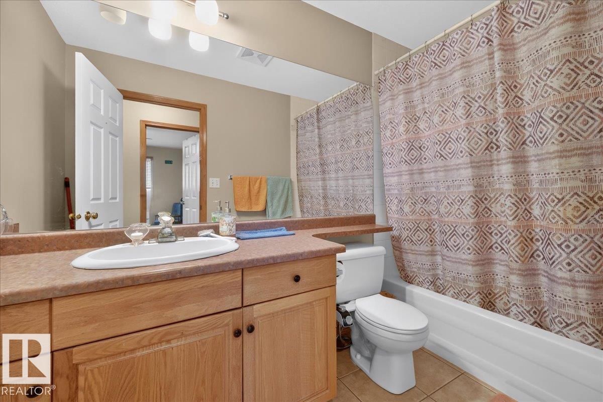 7923 161 Av Nw Property Photo 21