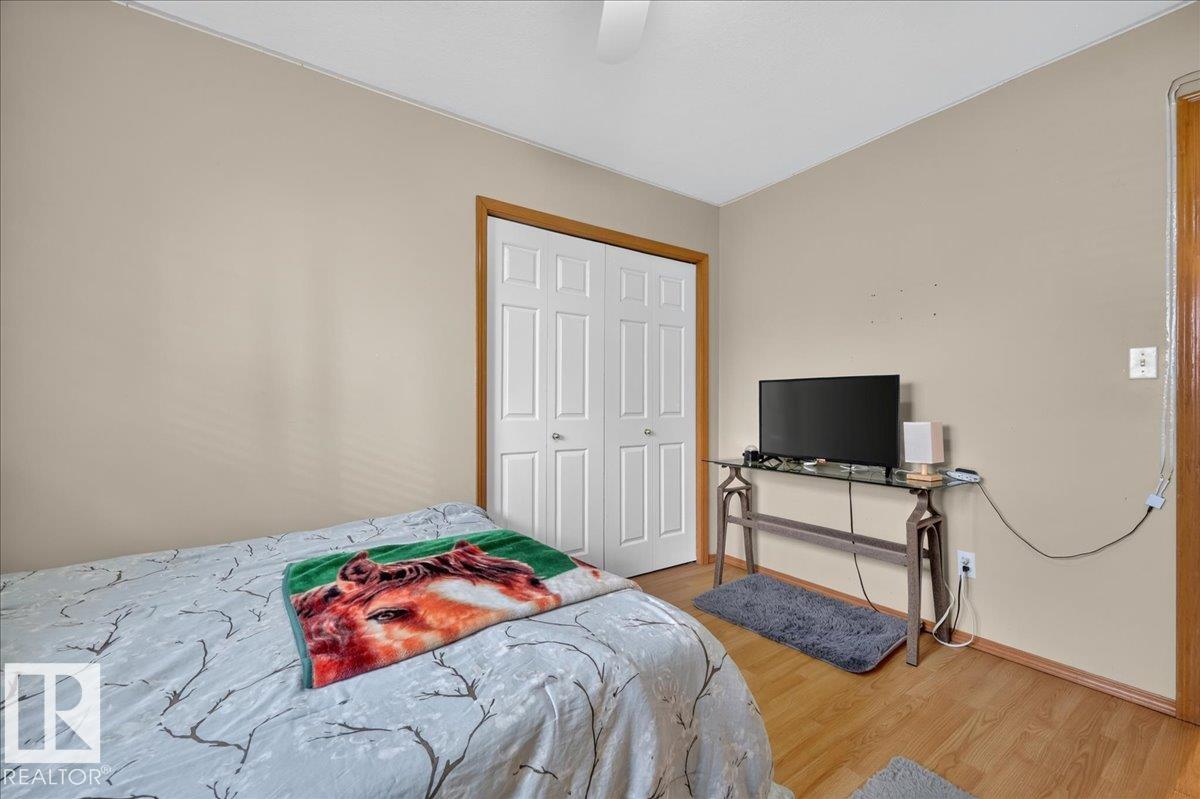 7923 161 Av Nw Property Photo 23
