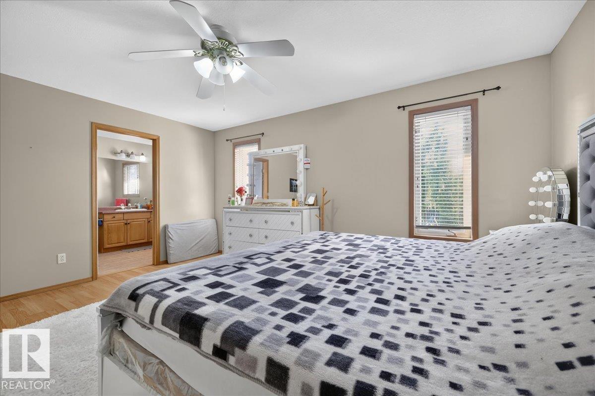 7923 161 Av Nw Property Photo 26