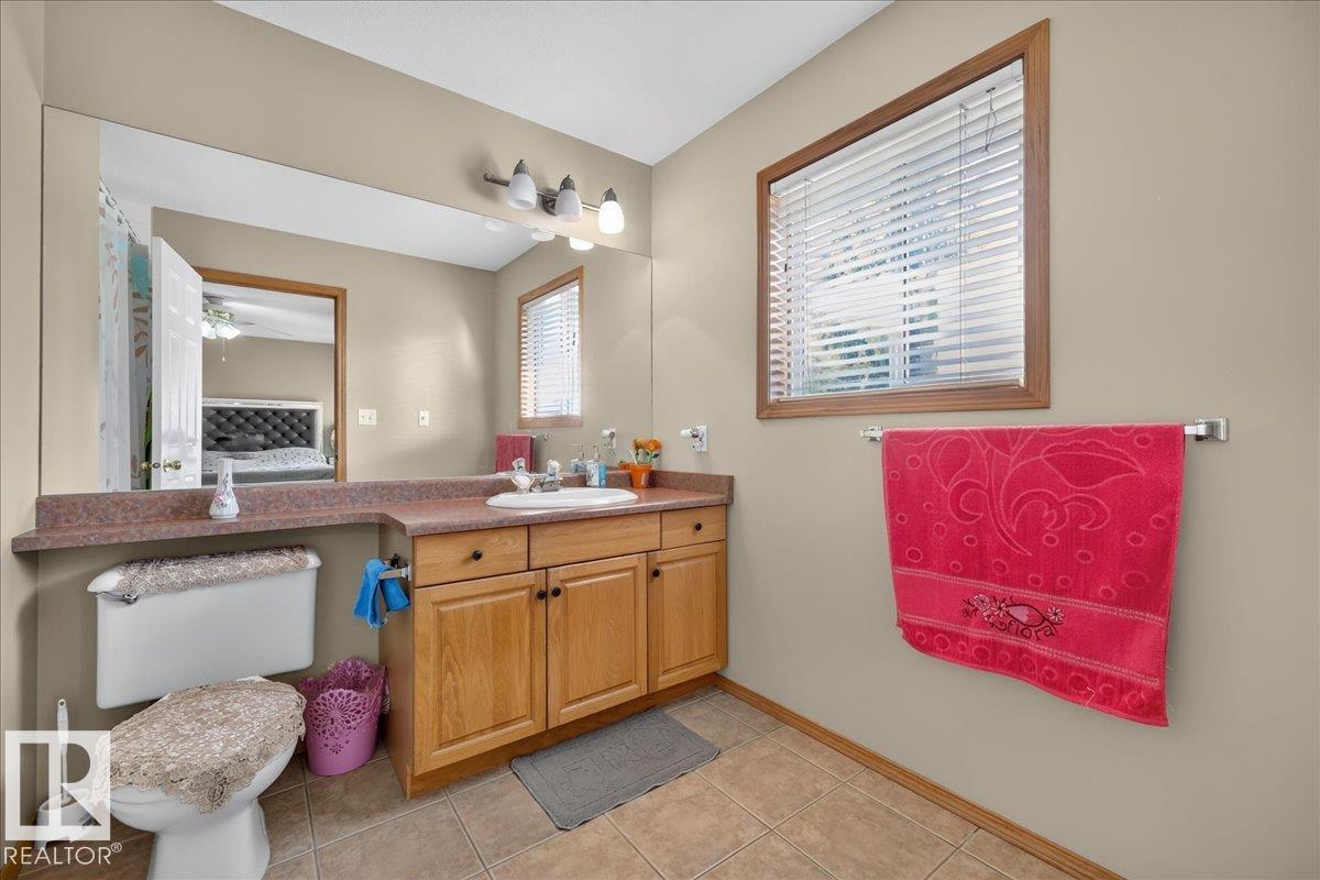 7923 161 Av Nw Property Photo 28