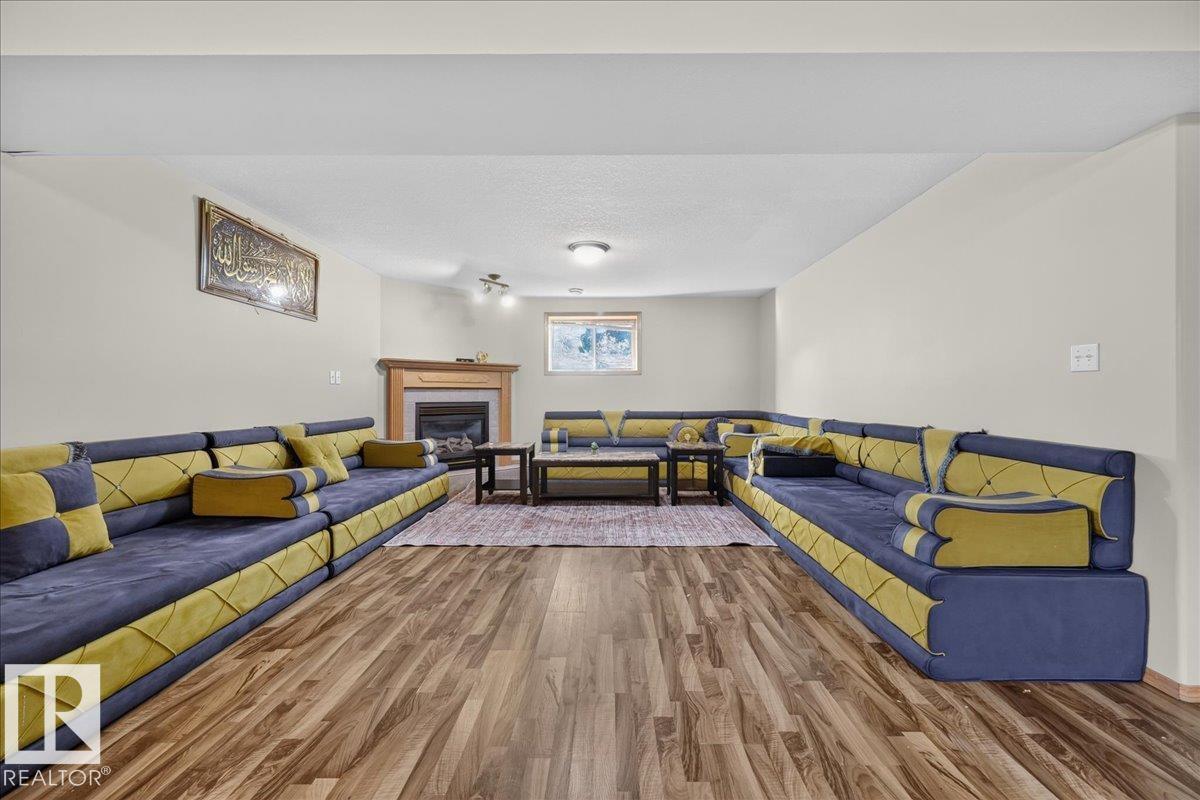 7923 161 Av Nw Property Photo 34