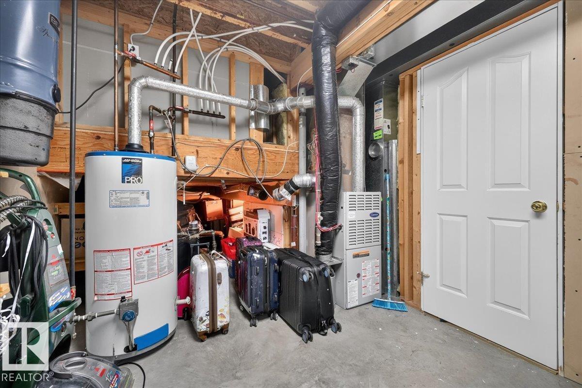 7923 161 Av Nw Property Photo 51