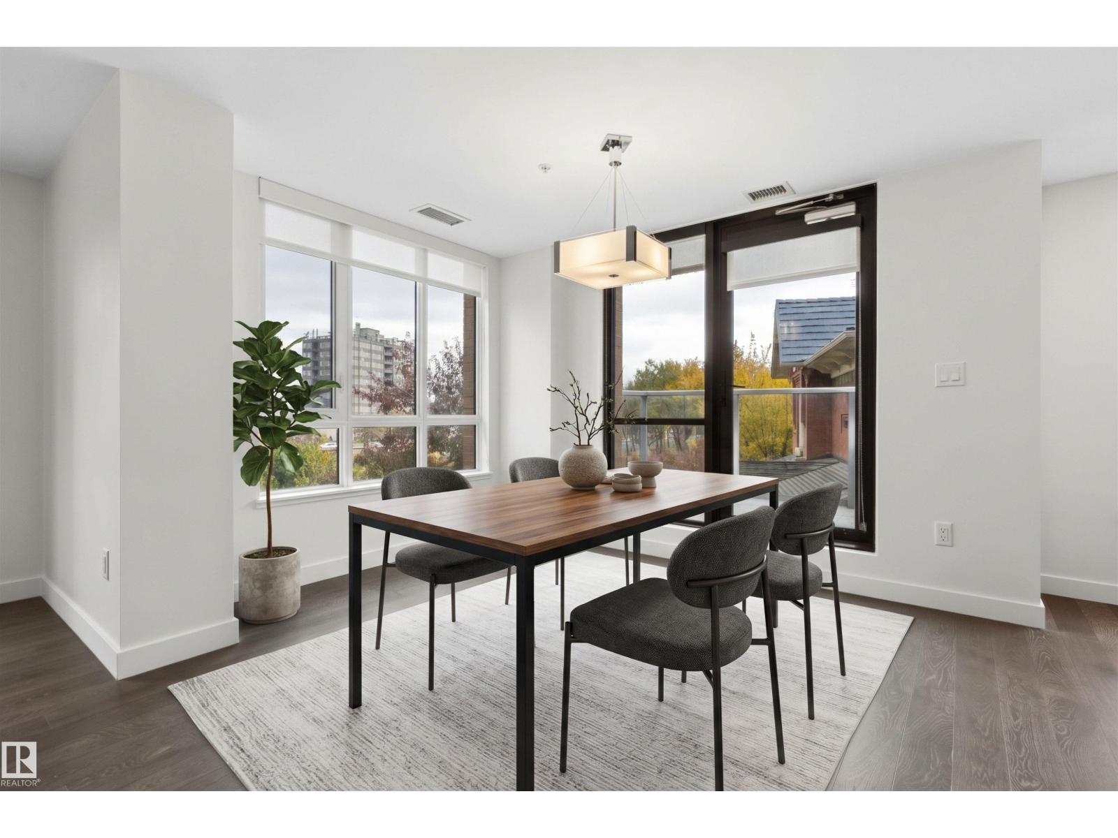 #203 9720 106 St Nw Property Photo 15
