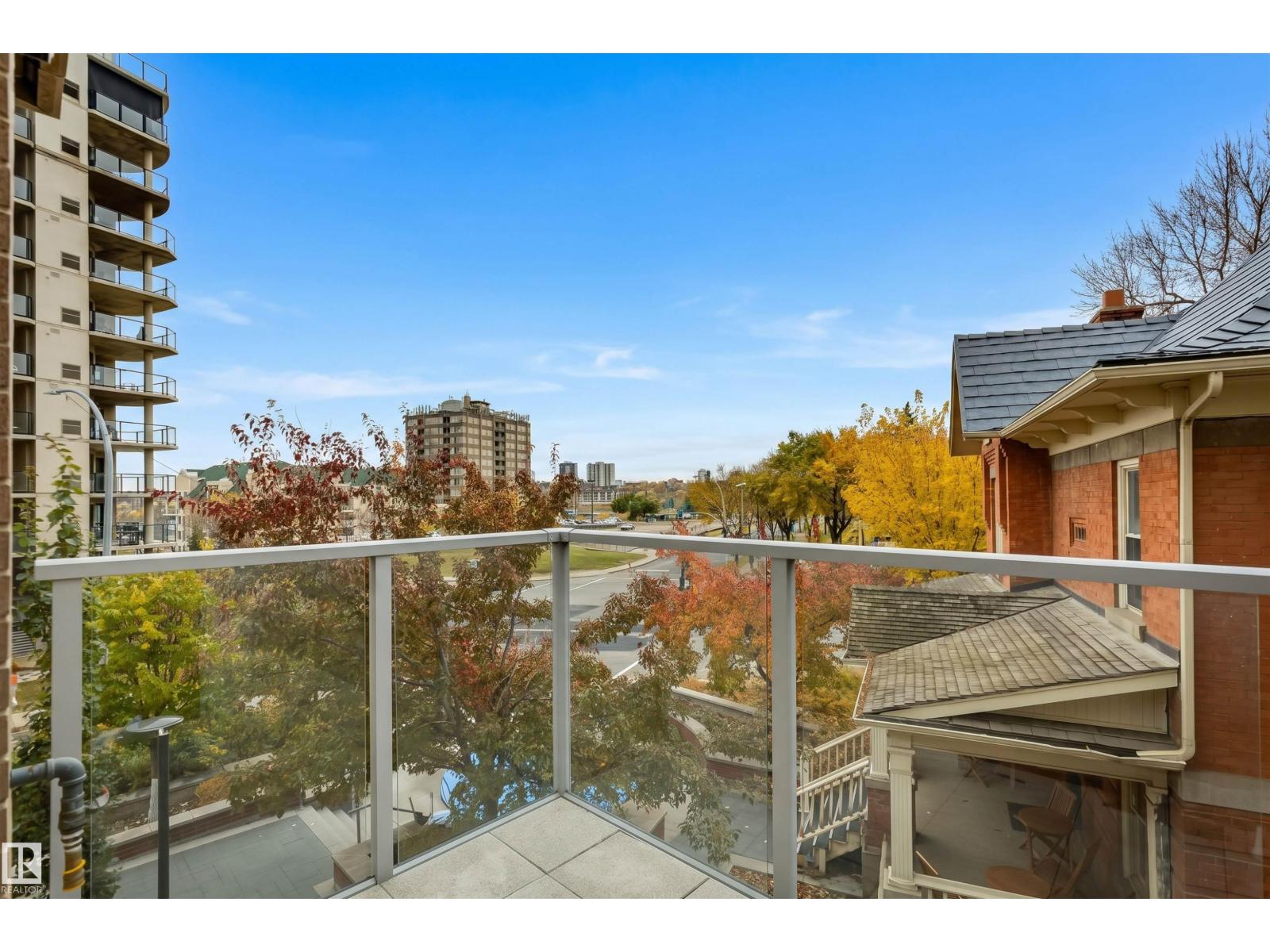 #203 9720 106 St Nw Property Photo 17