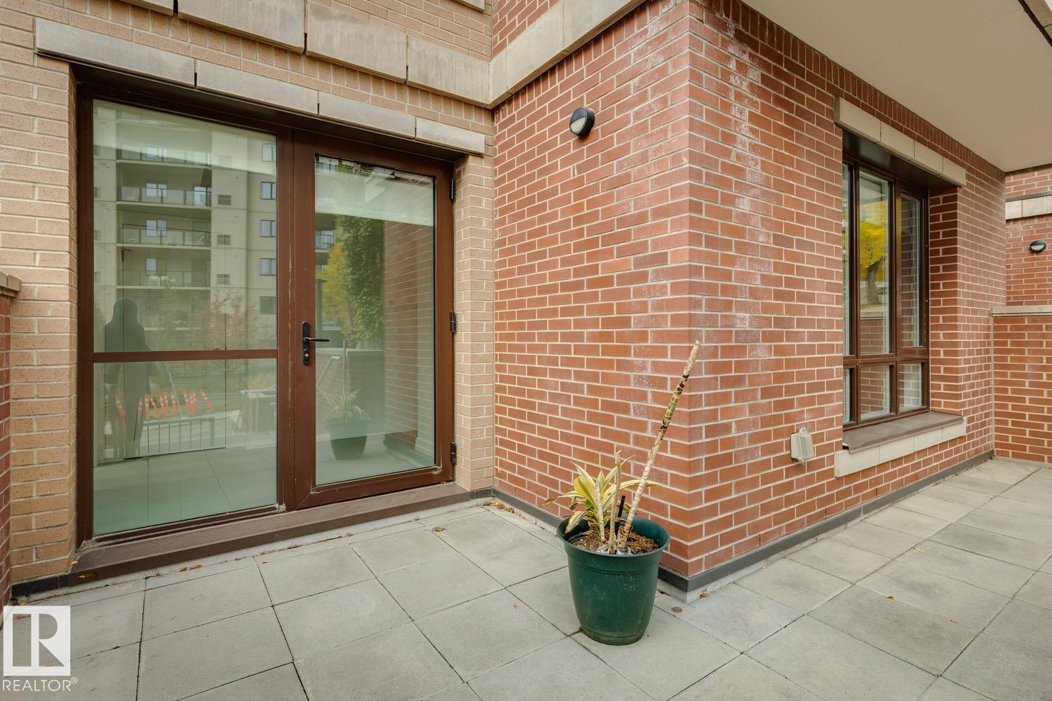 #203 9720 106 St Nw Property Photo 42