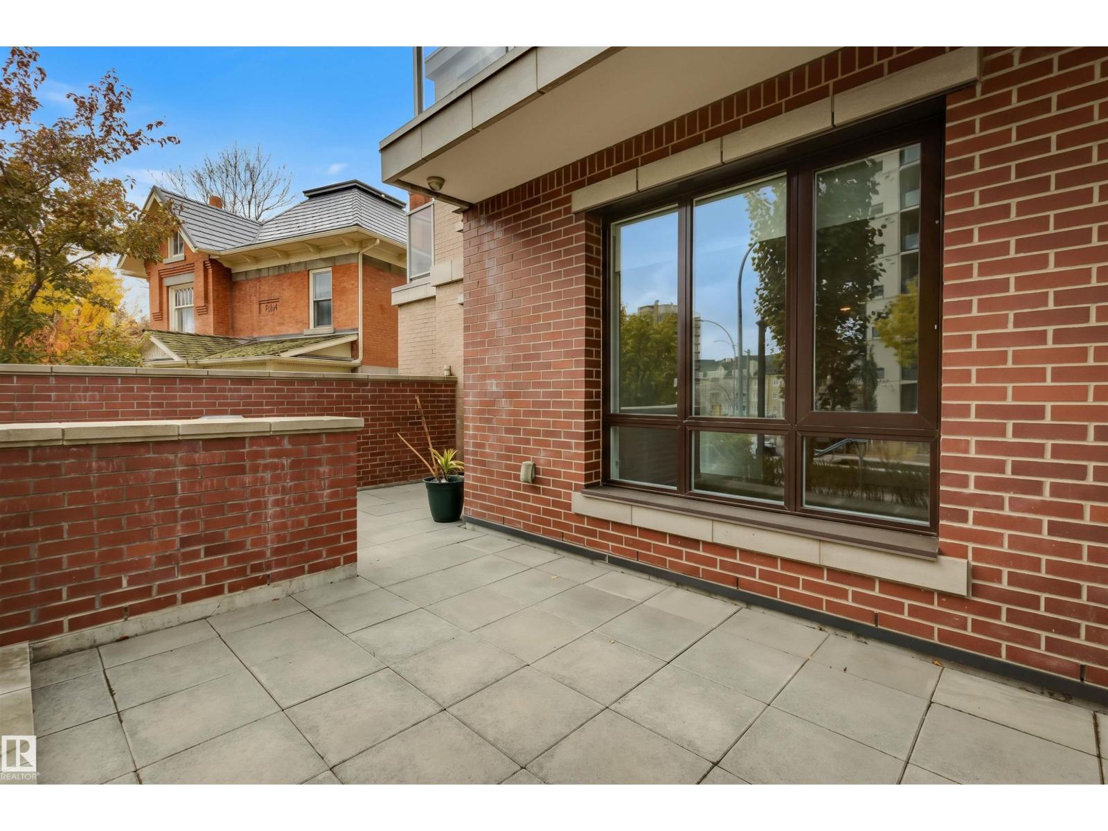 #203 9720 106 St Nw Property Photo 43