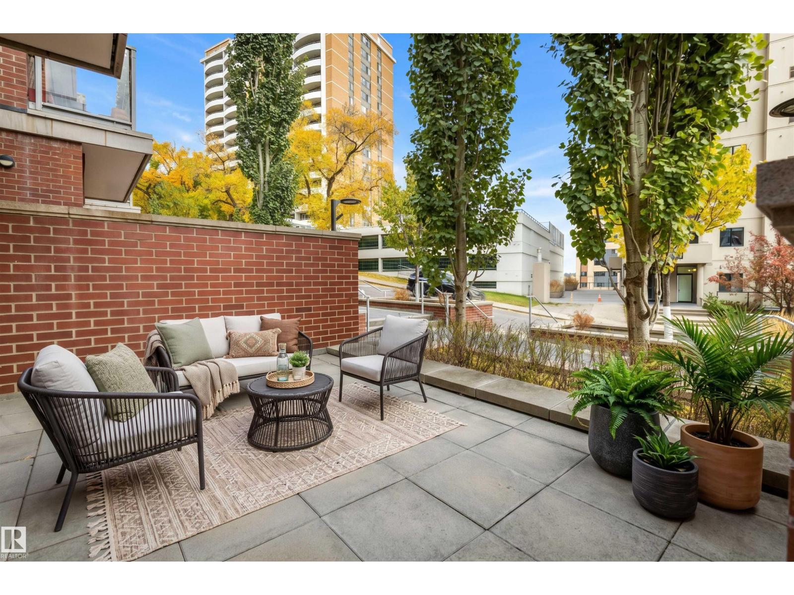 #203 9720 106 St Nw Property Photo 44