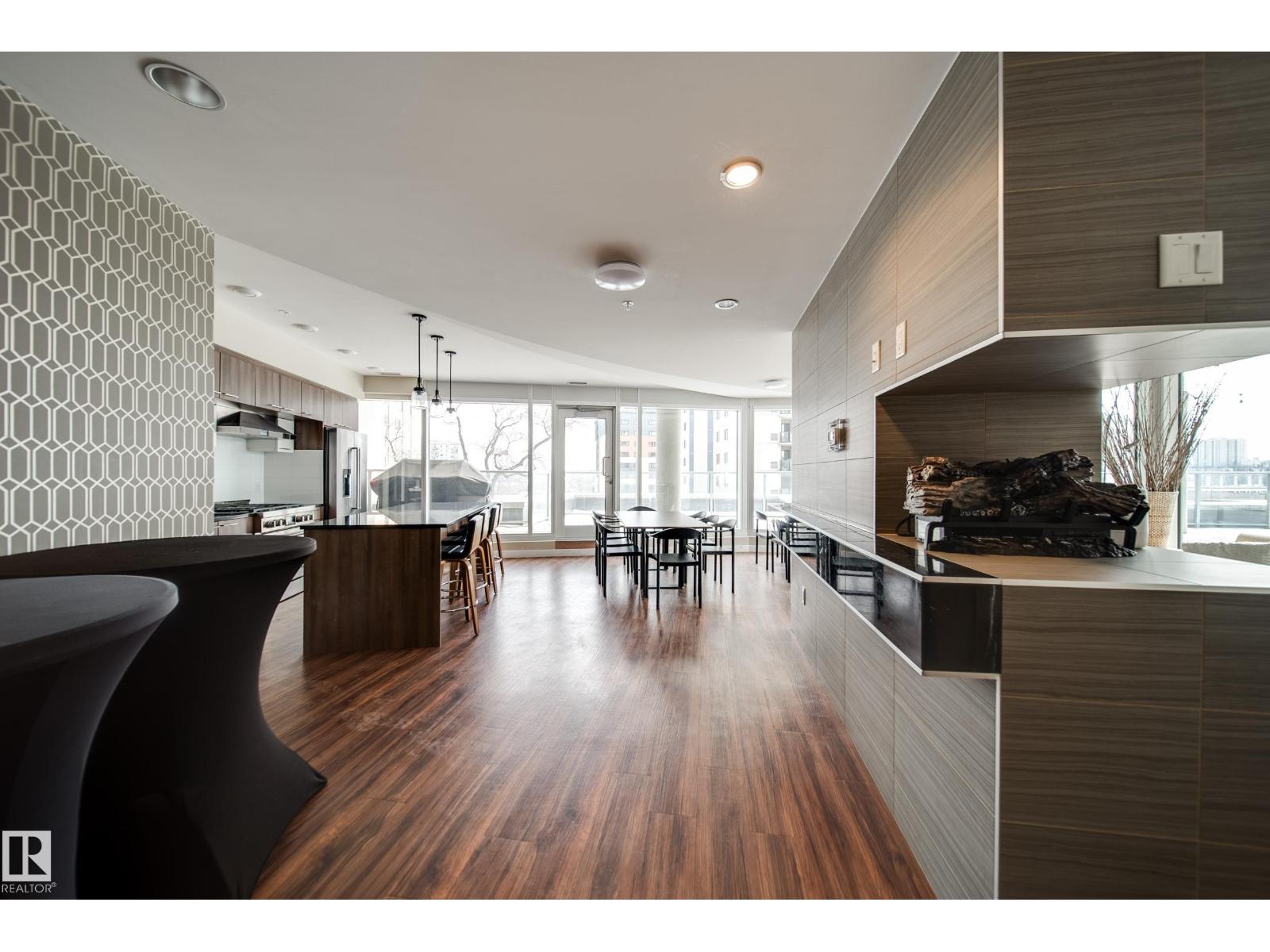 #203 9720 106 St Nw Property Photo 55