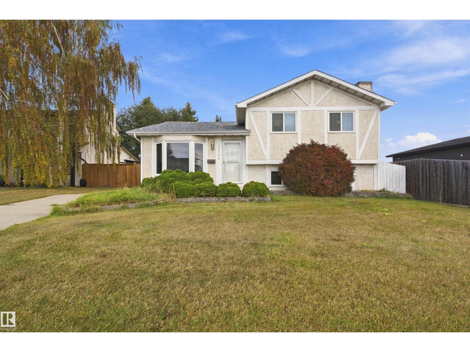 18208 99 Av Nw Property Photo 1