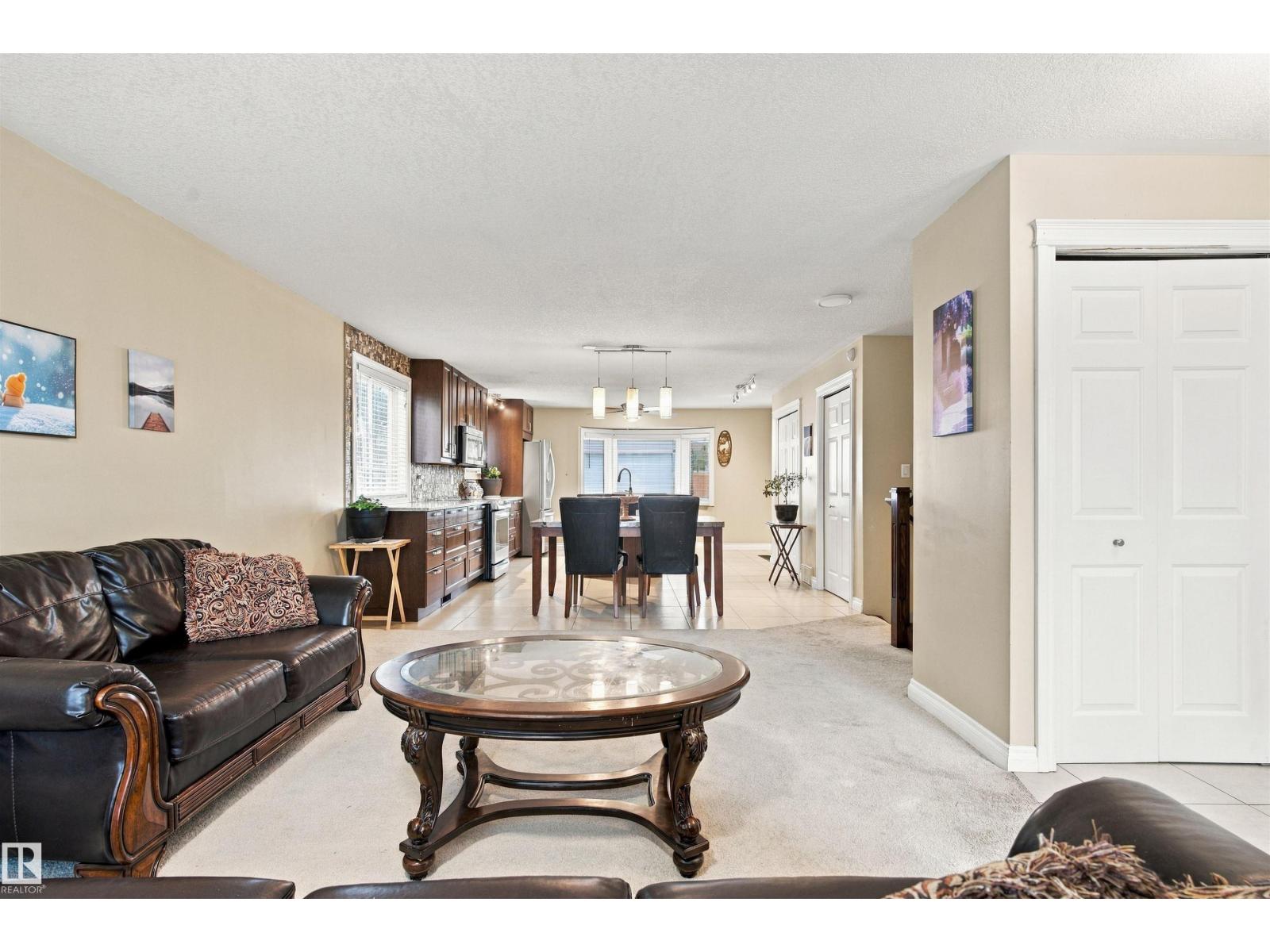 18208 99 Av Nw Property Photo 8
