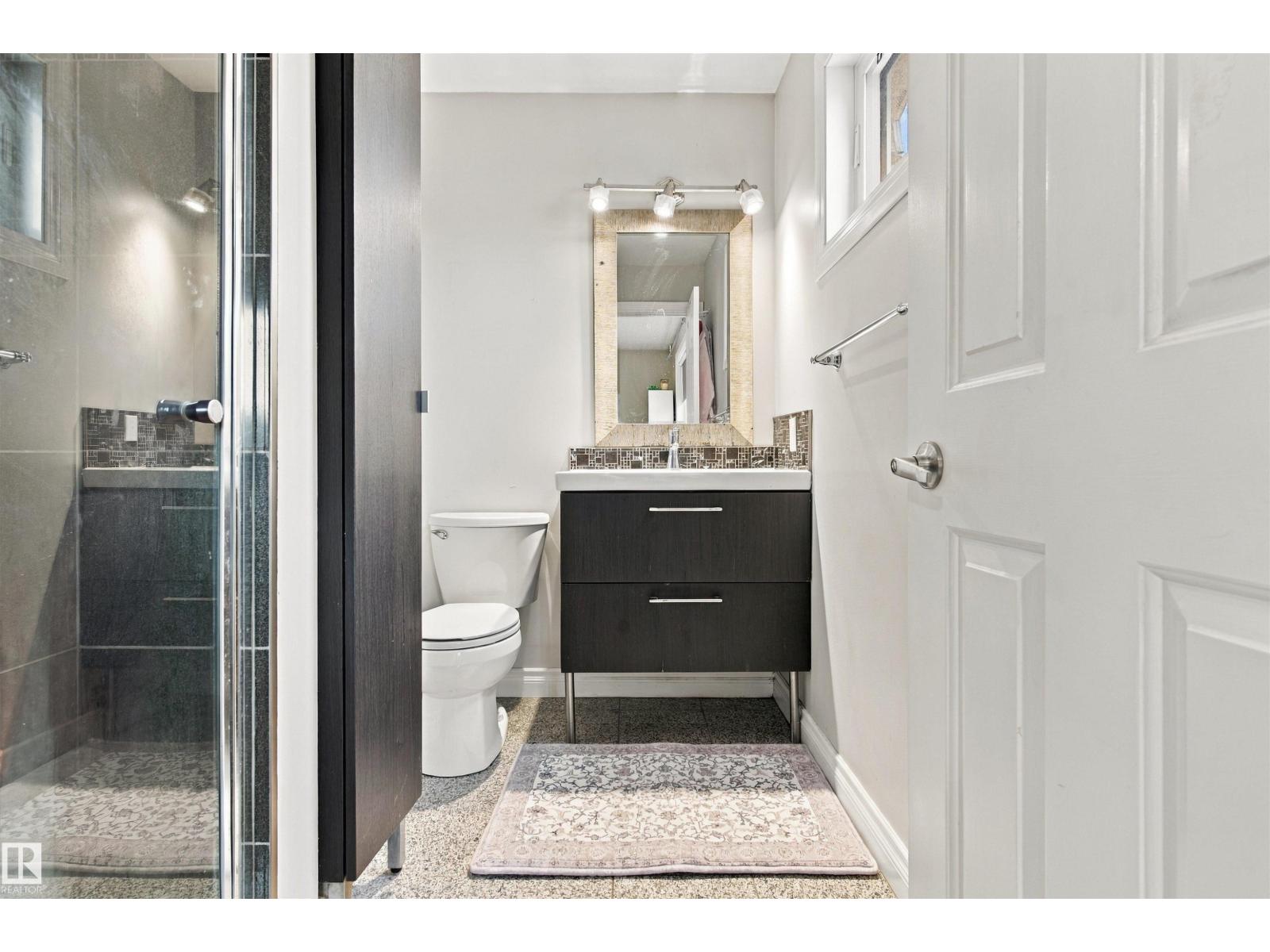 18208 99 Av Nw Property Photo 22