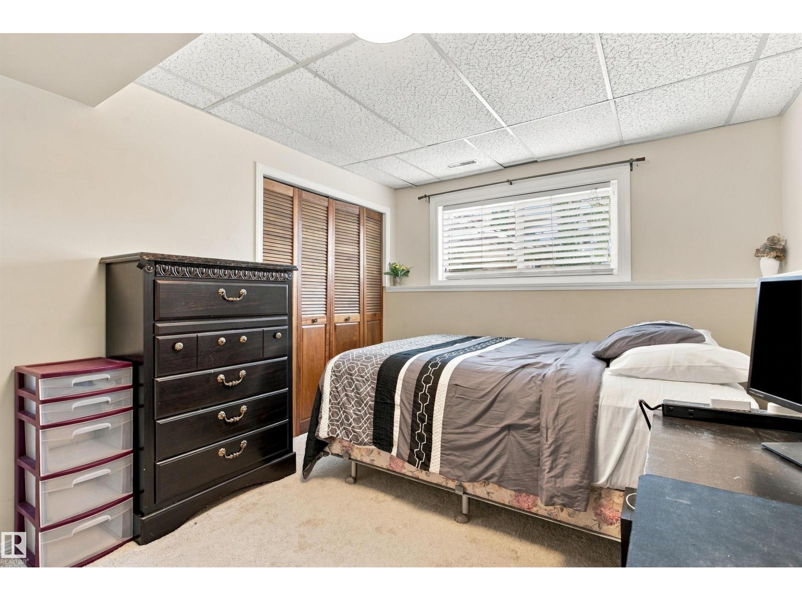 18208 99 Av Nw Property Photo 35