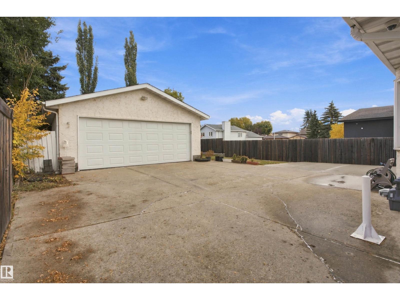 18208 99 Av Nw Property Photo 42