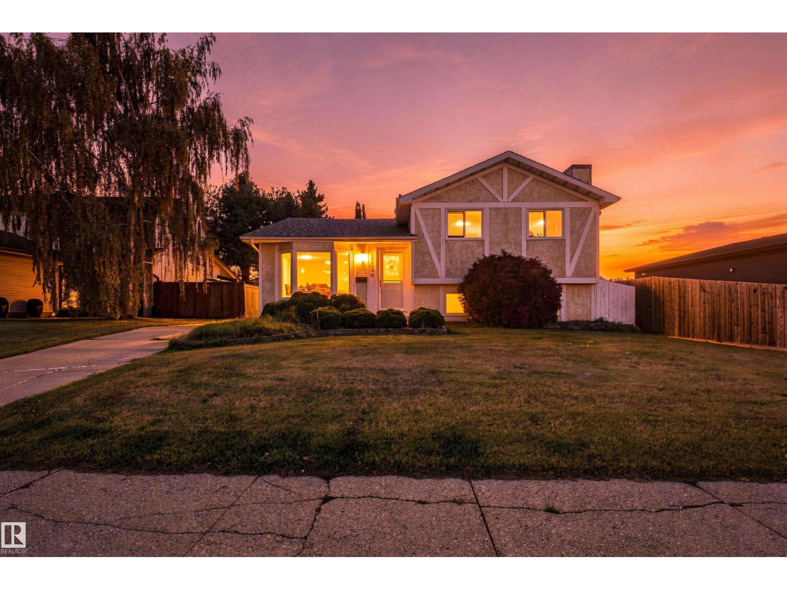 18208 99 Av Nw Property Photo 53