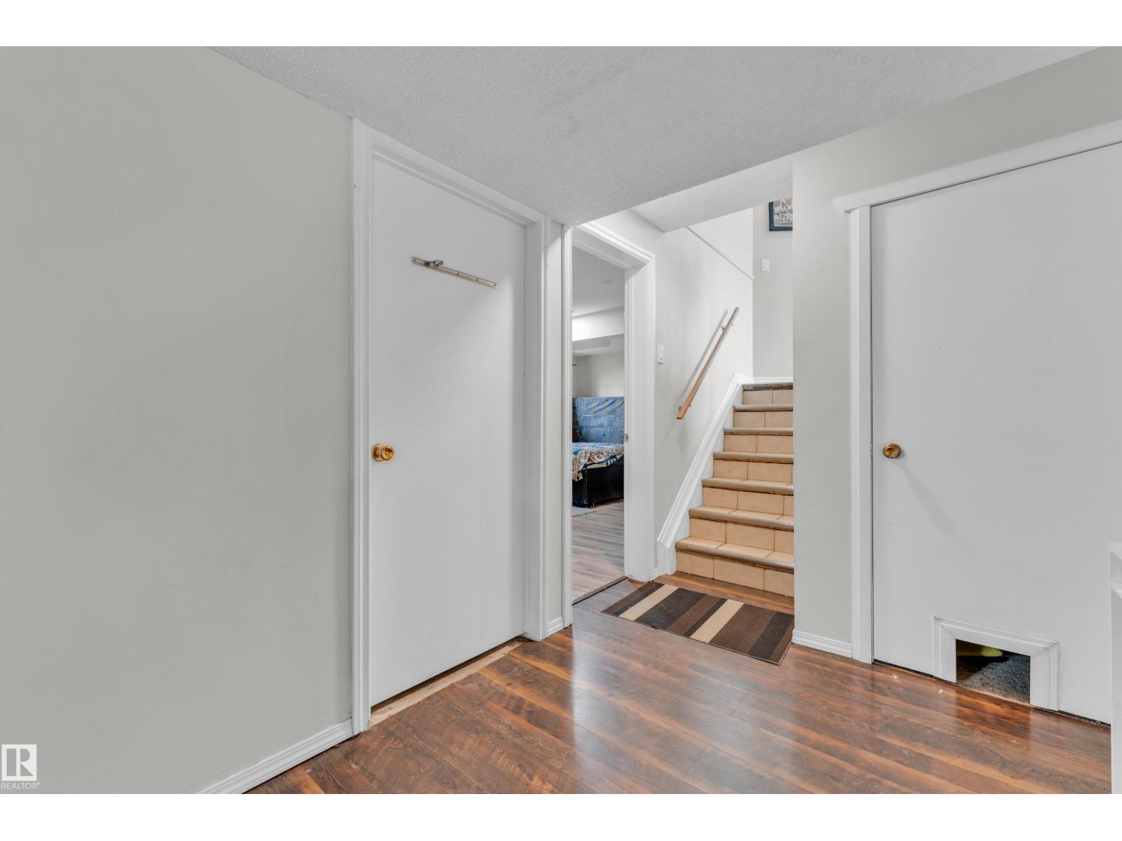 2416 35 St Nw Property Photo 30