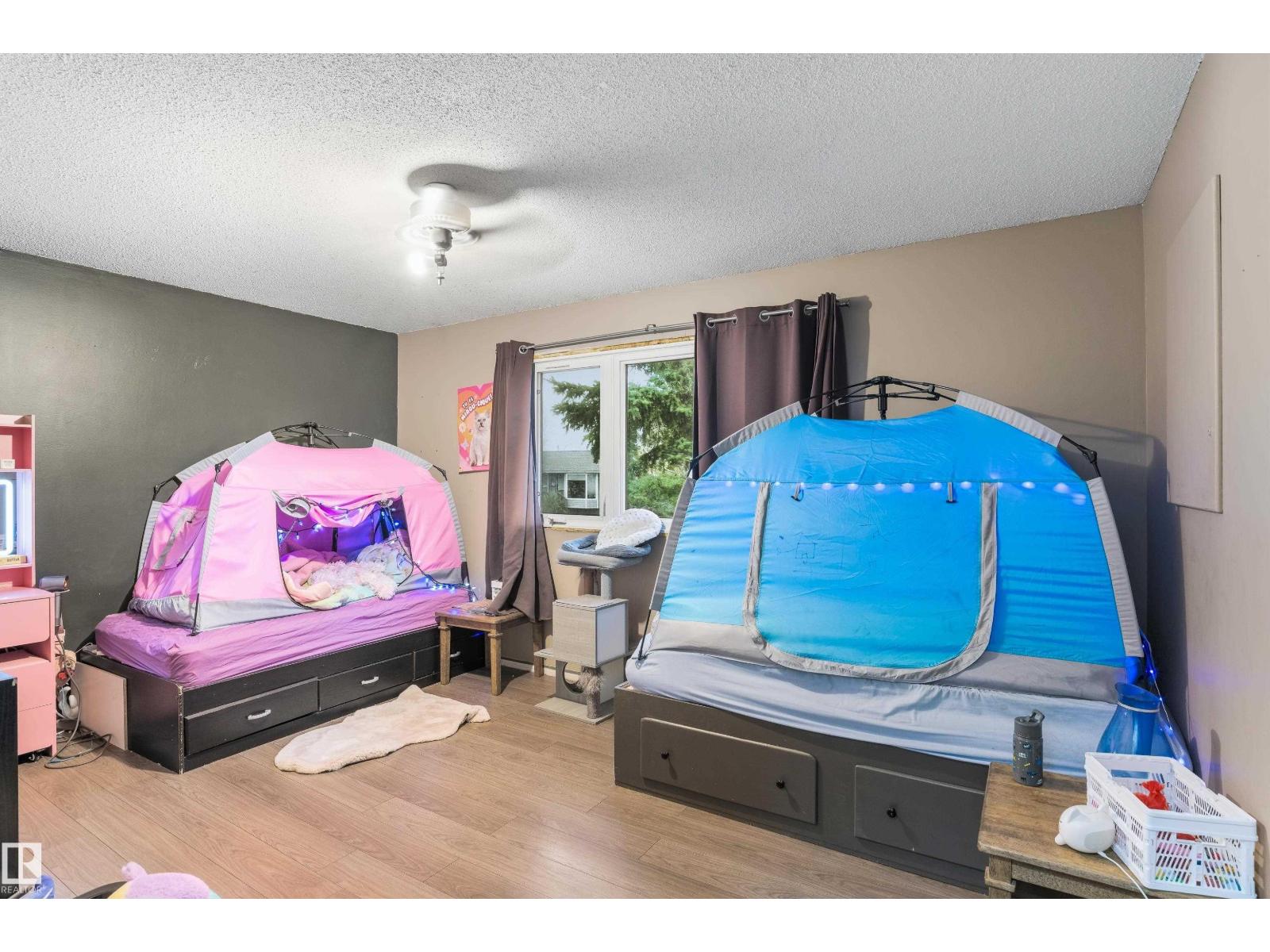 5014 45 St Property Photo 14