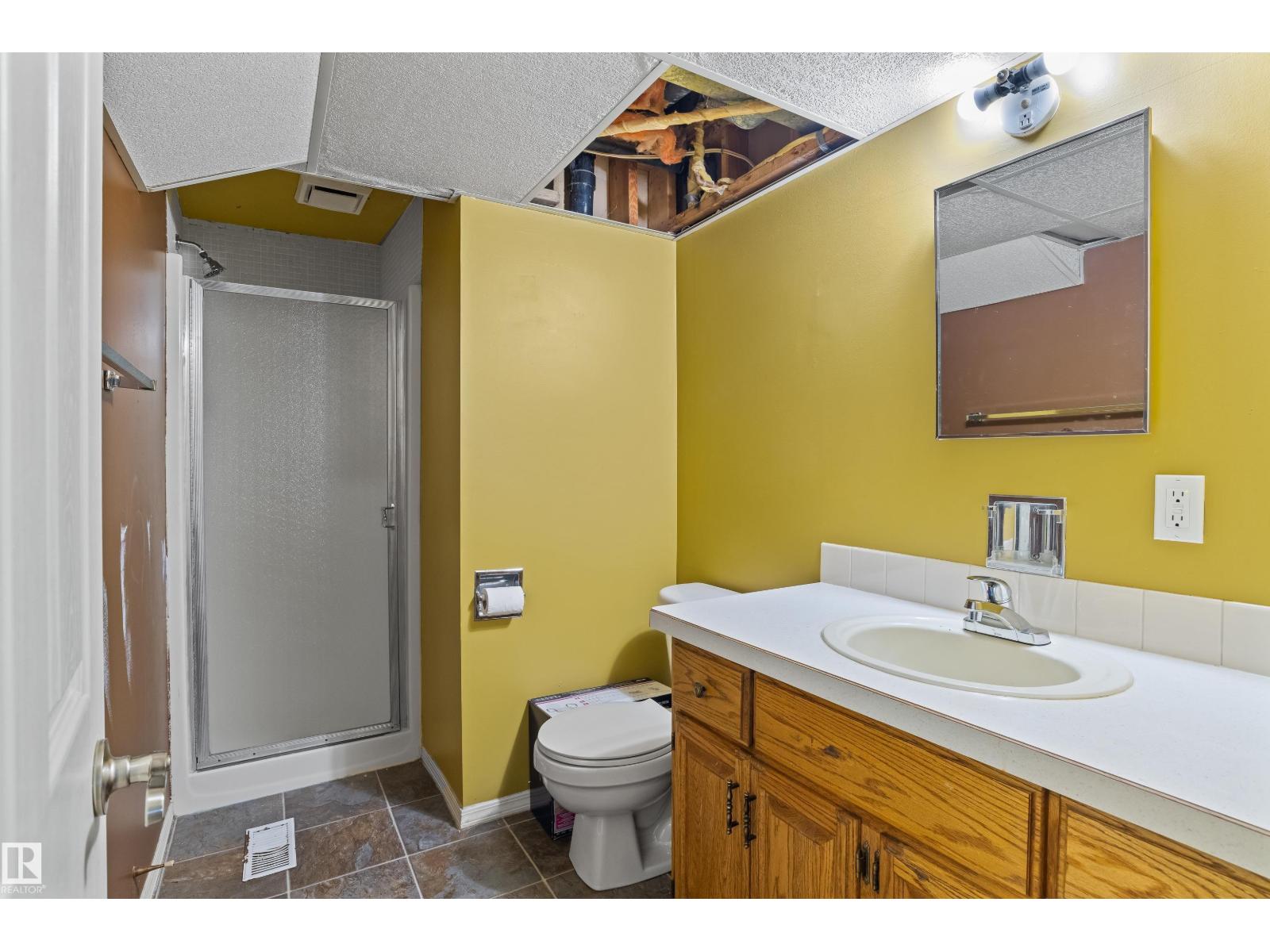 5014 45 St Property Photo 22