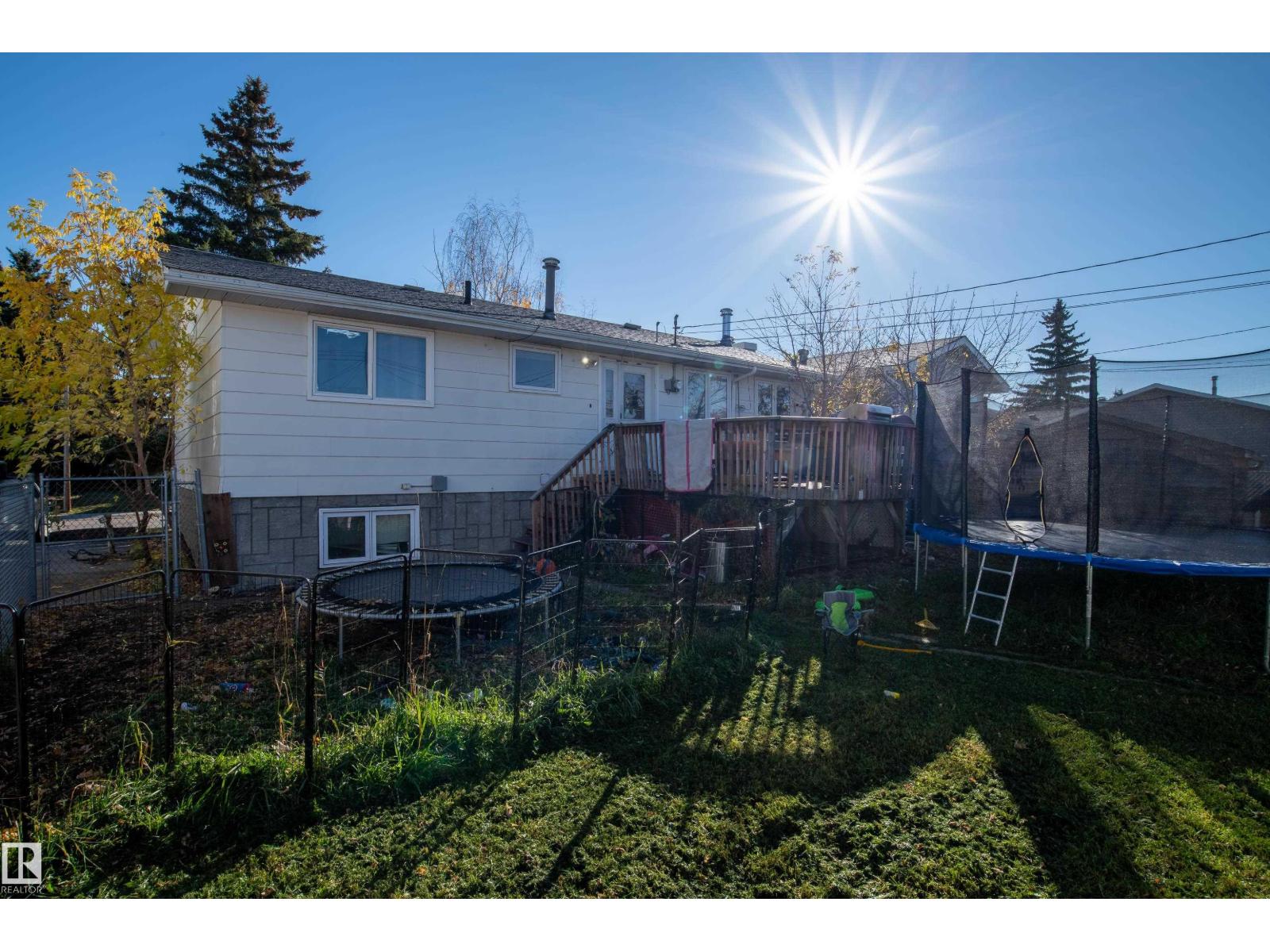 5014 45 St Property Photo 28
