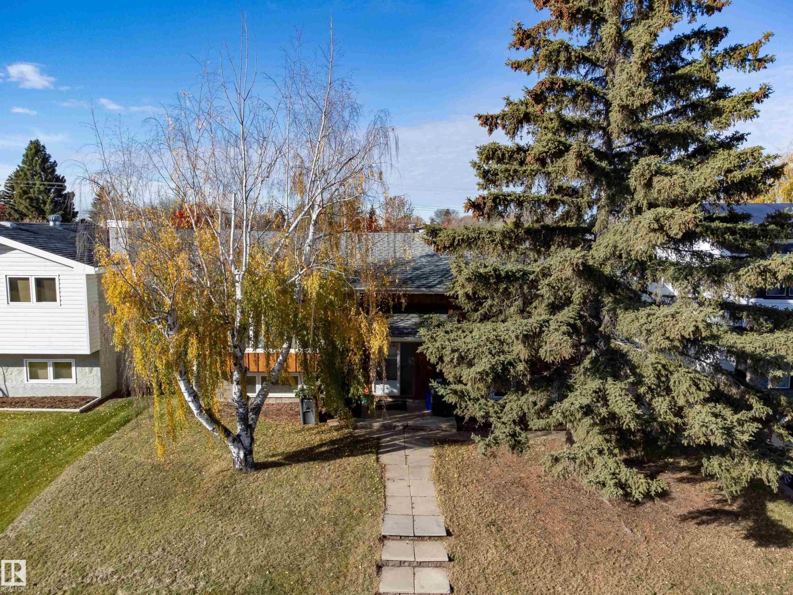 5014 45 St Property Photo 31