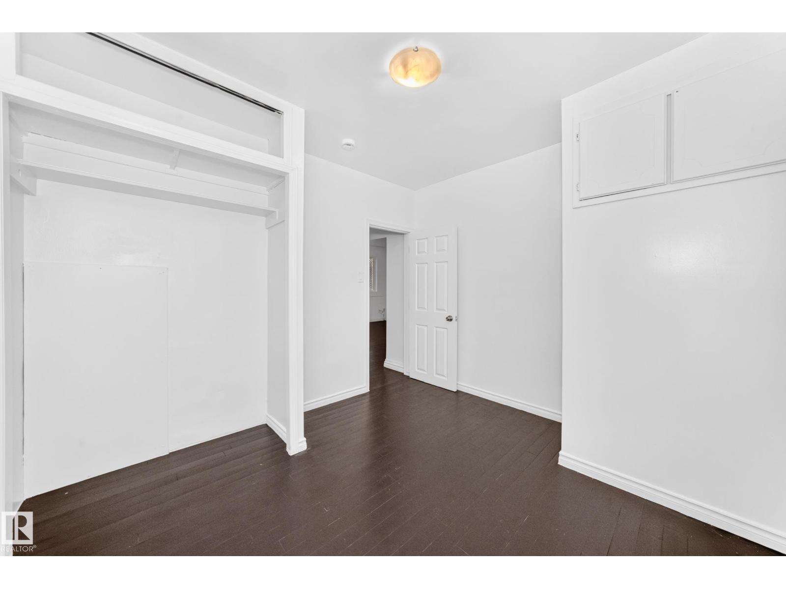 11014 95 St Nw Property Photo 17