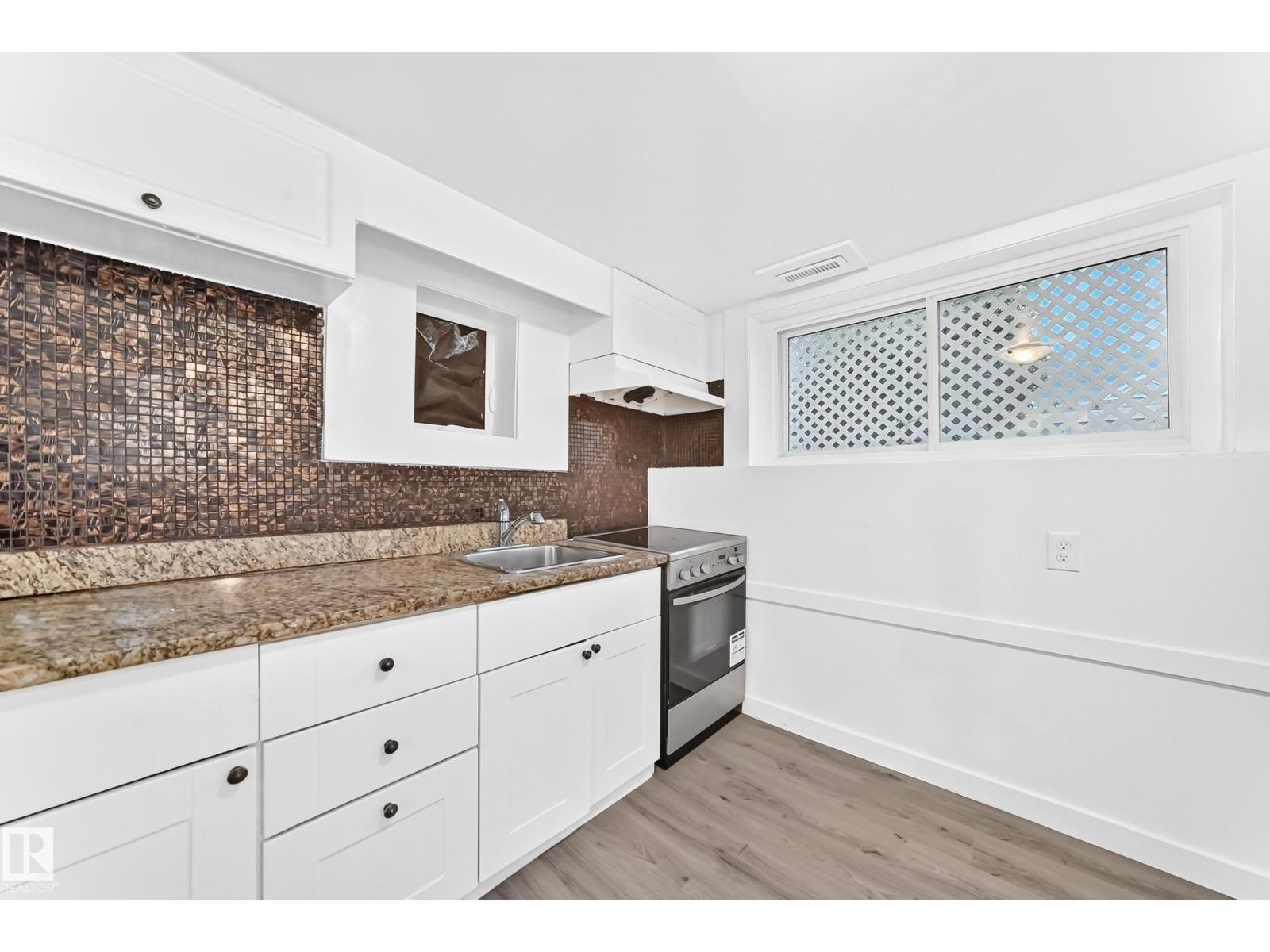 11014 95 St Nw Property Photo 25