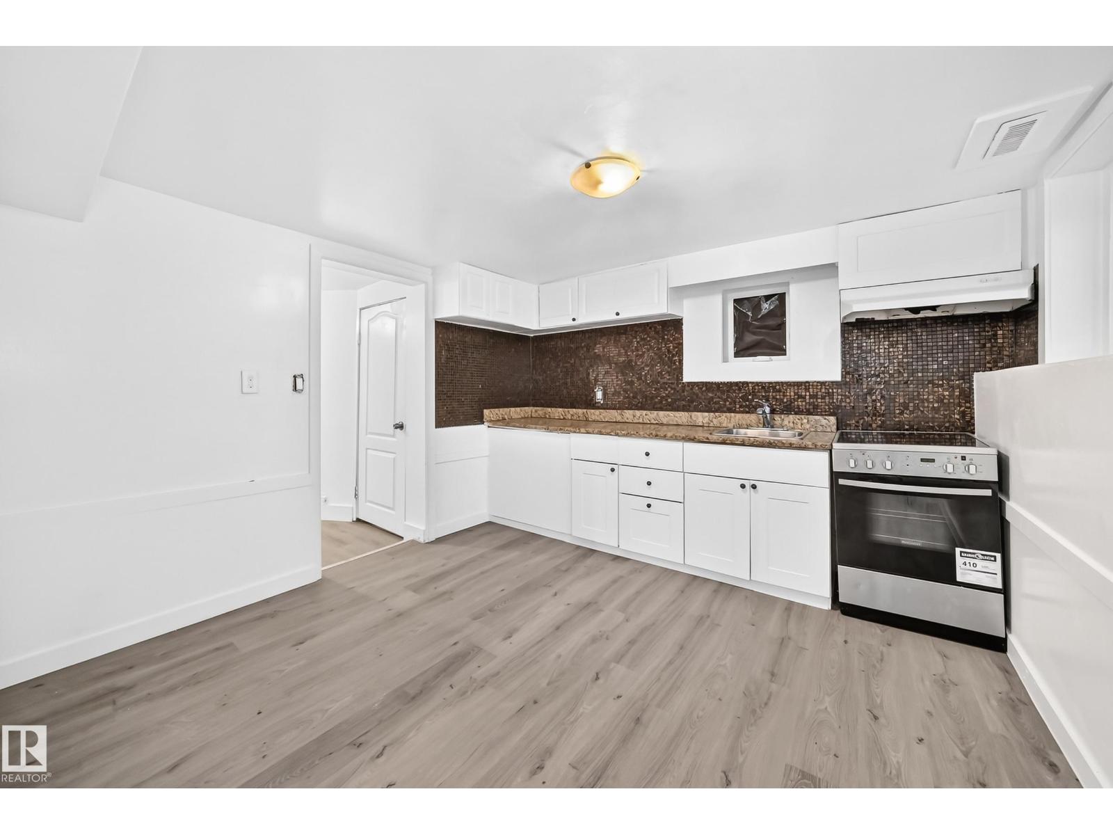 11014 95 St Nw Property Photo 26